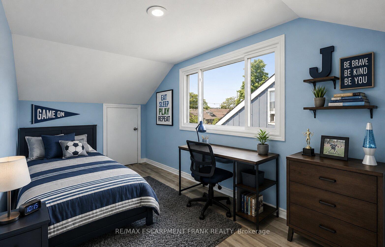 Photo 35 of 53 Dalhousie Avenue, Hamilton, Crown Point — HOMEH