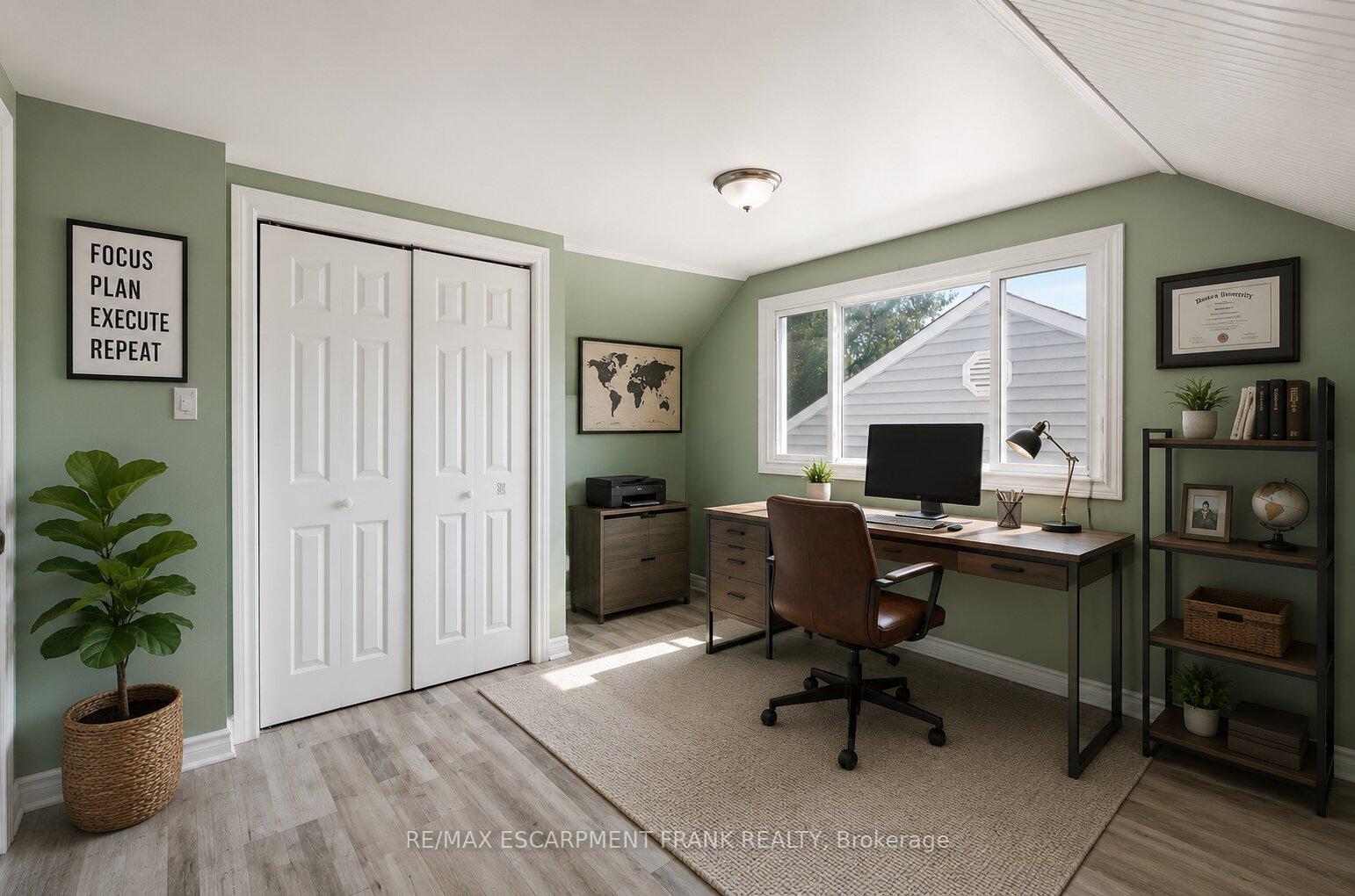 Photo 39 of 53 Dalhousie Avenue, Hamilton, Crown Point — HOMEH