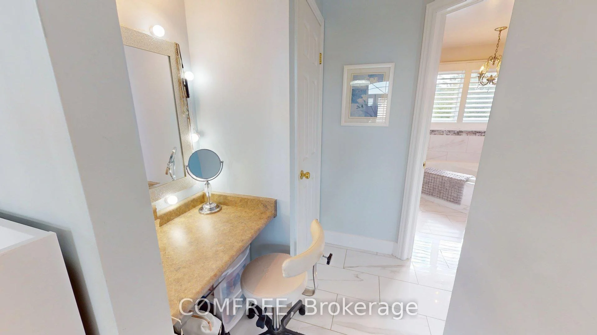 Photo 28 of 723 Munich Circle, Waterloo, Clair Hills — HOMEH