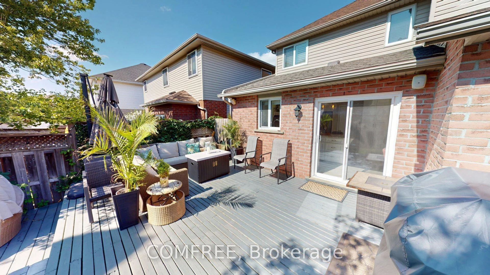 Photo 70 of 723 Munich Circle, Waterloo, Clair Hills — HOMEH