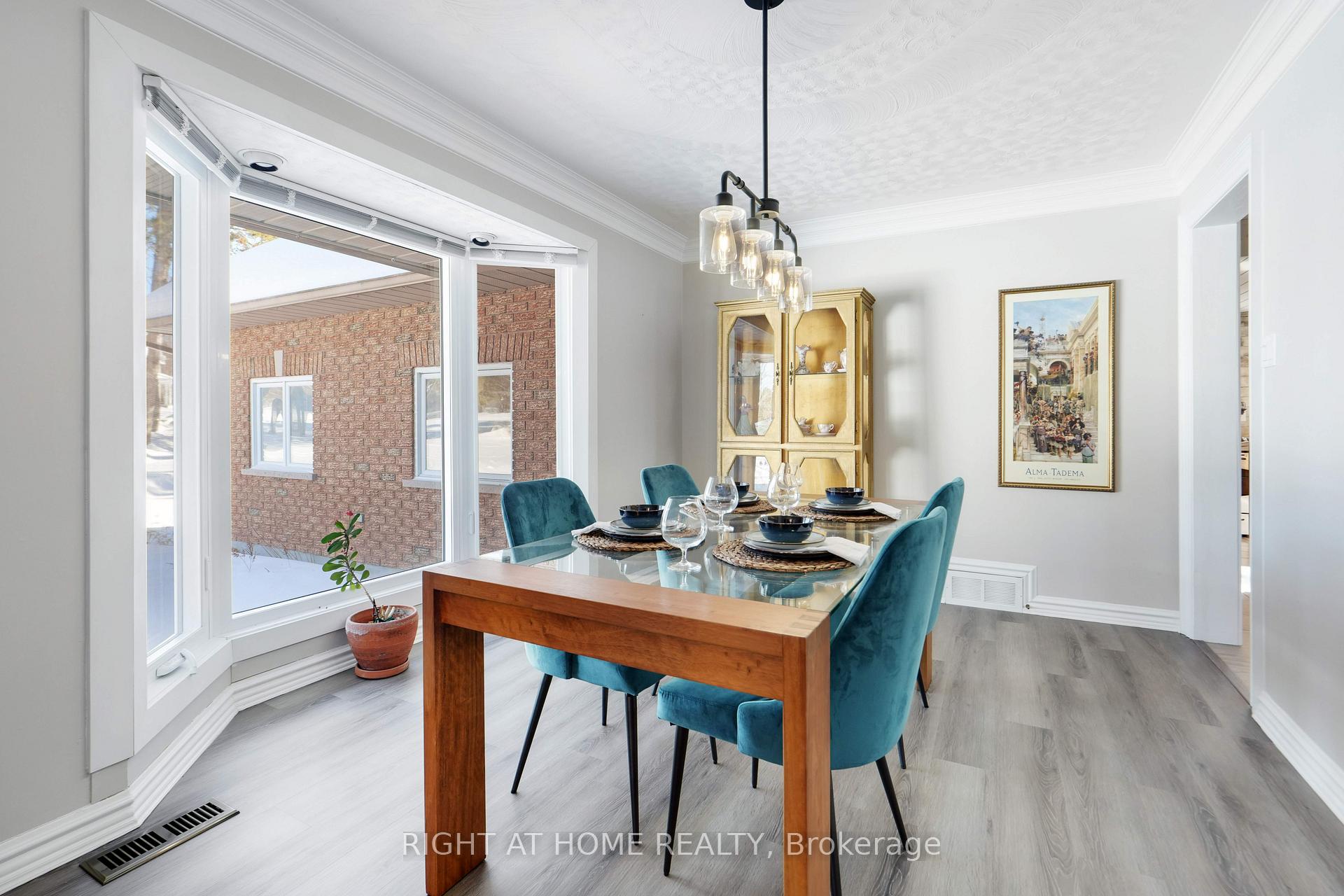 Photo 5 of 114 David Kennedy Drive, Ottawa, Dunrobin Shores — HOMEH