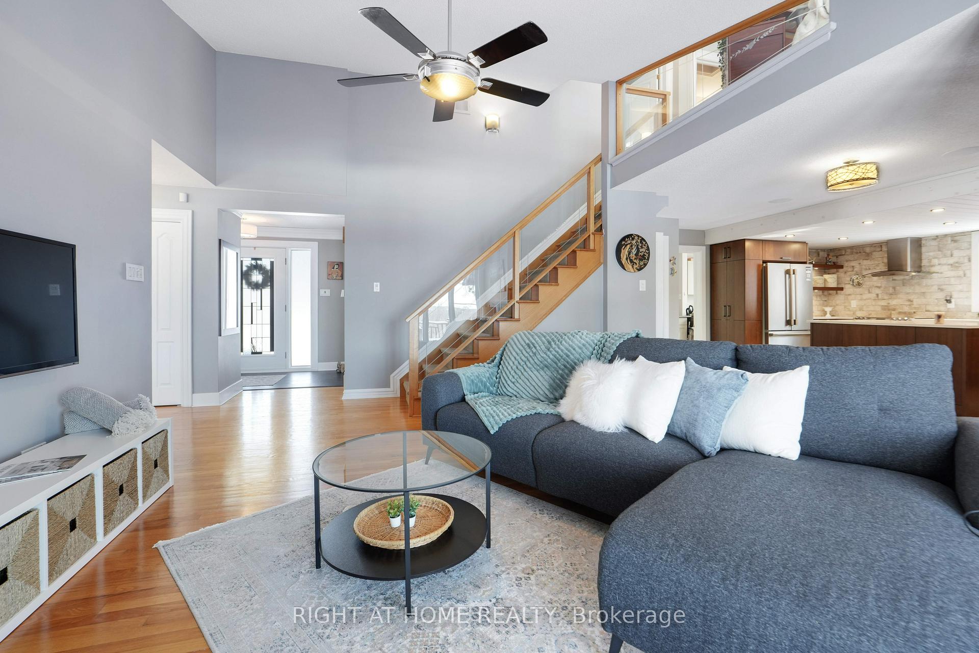 Photo 11 of 114 David Kennedy Drive, Ottawa, Dunrobin Shores — HOMEH