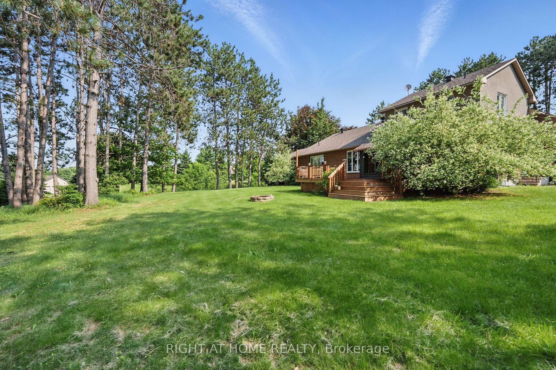 Photo 39 of 114 David Kennedy Drive, Ottawa, Dunrobin Shores — HOMEH