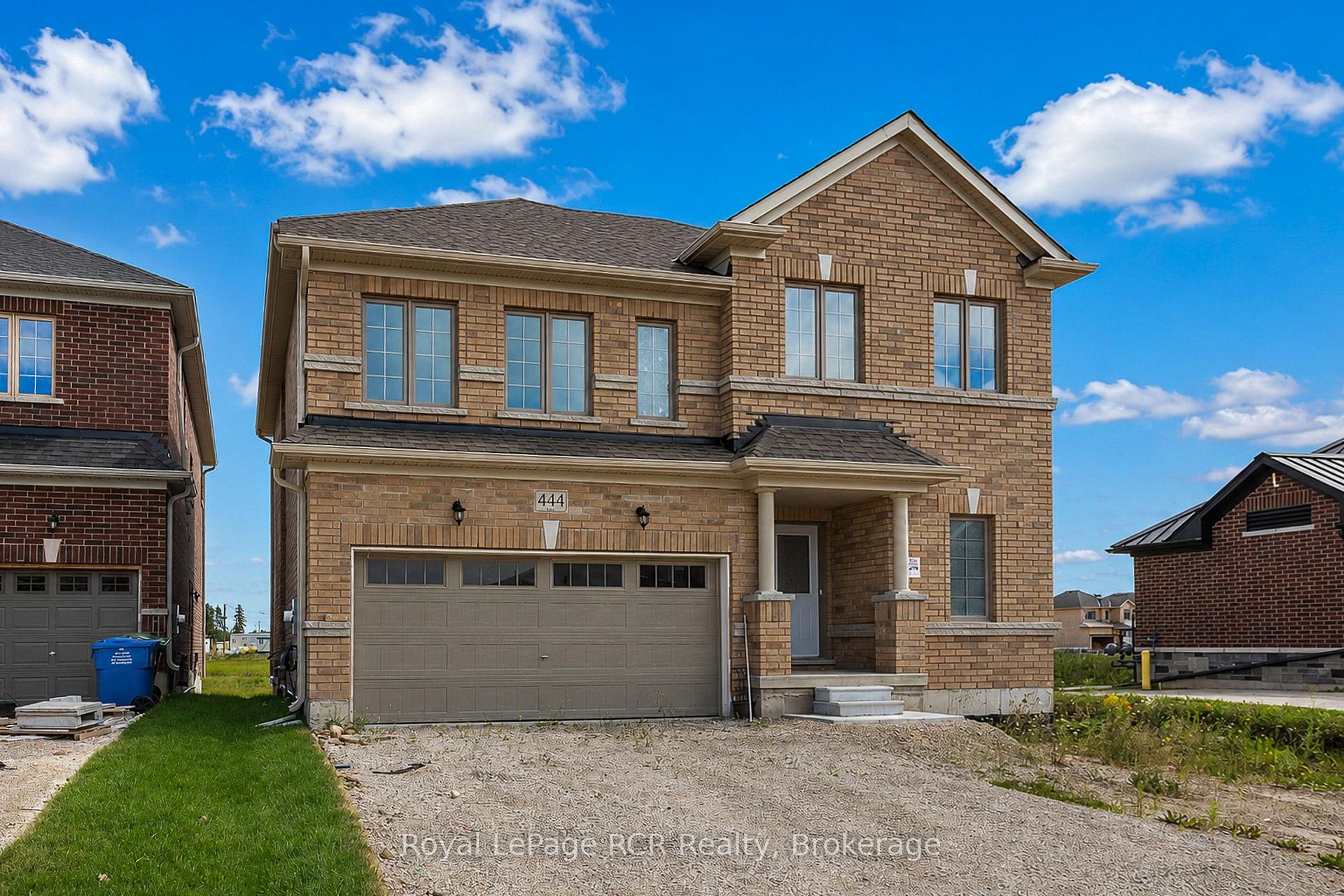 Photo of 444 Vandusen Avenue