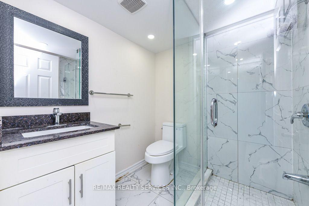 Photo 37 of 22 Robert Parkingson Drive W, Brampton, Northwest Brampton — HOMEH