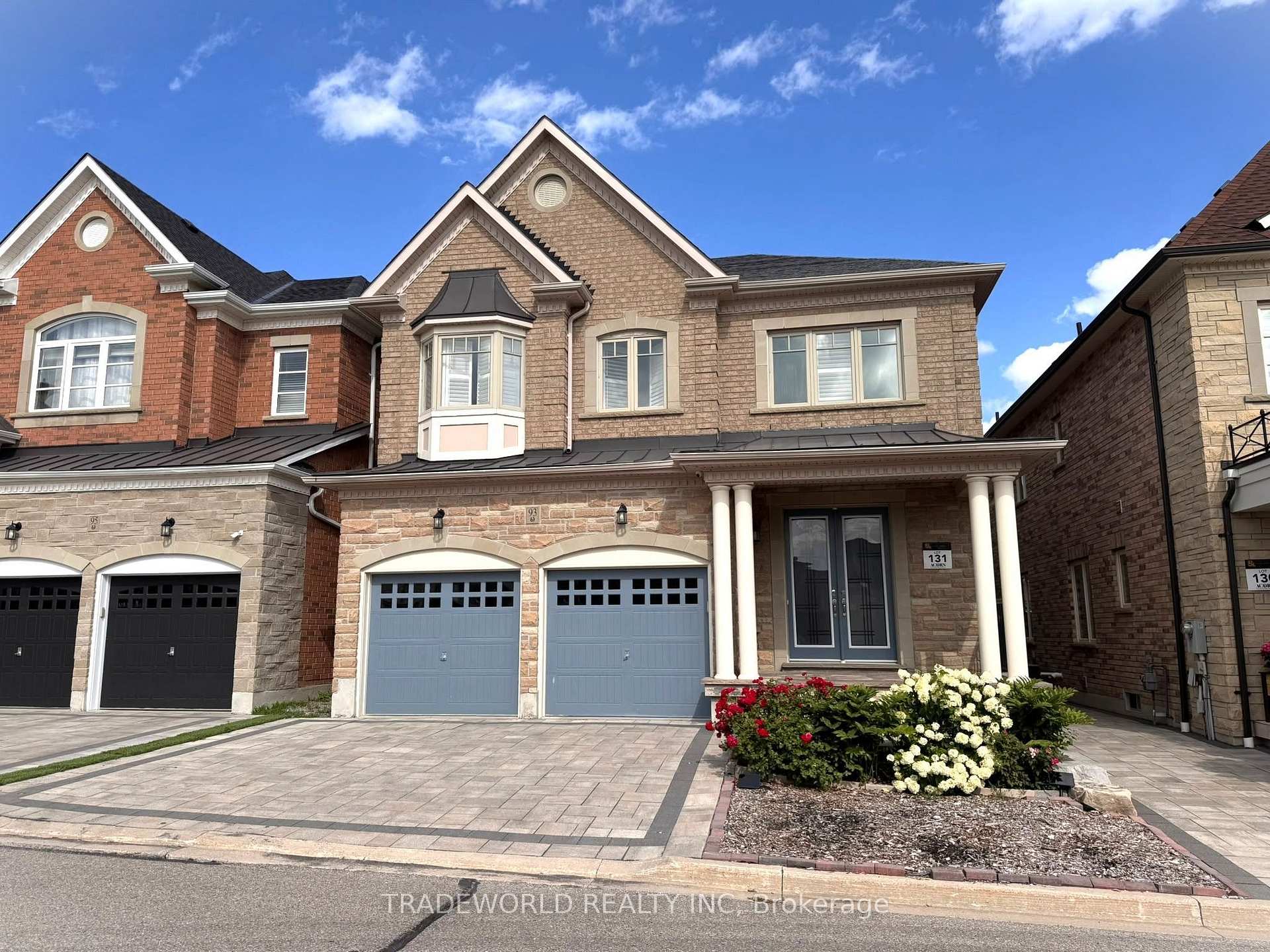 Photo 2 of 93 Meadowsweet Lane, Richmond Hill, Oak Ridges Lake Wilcox — HOMEH
