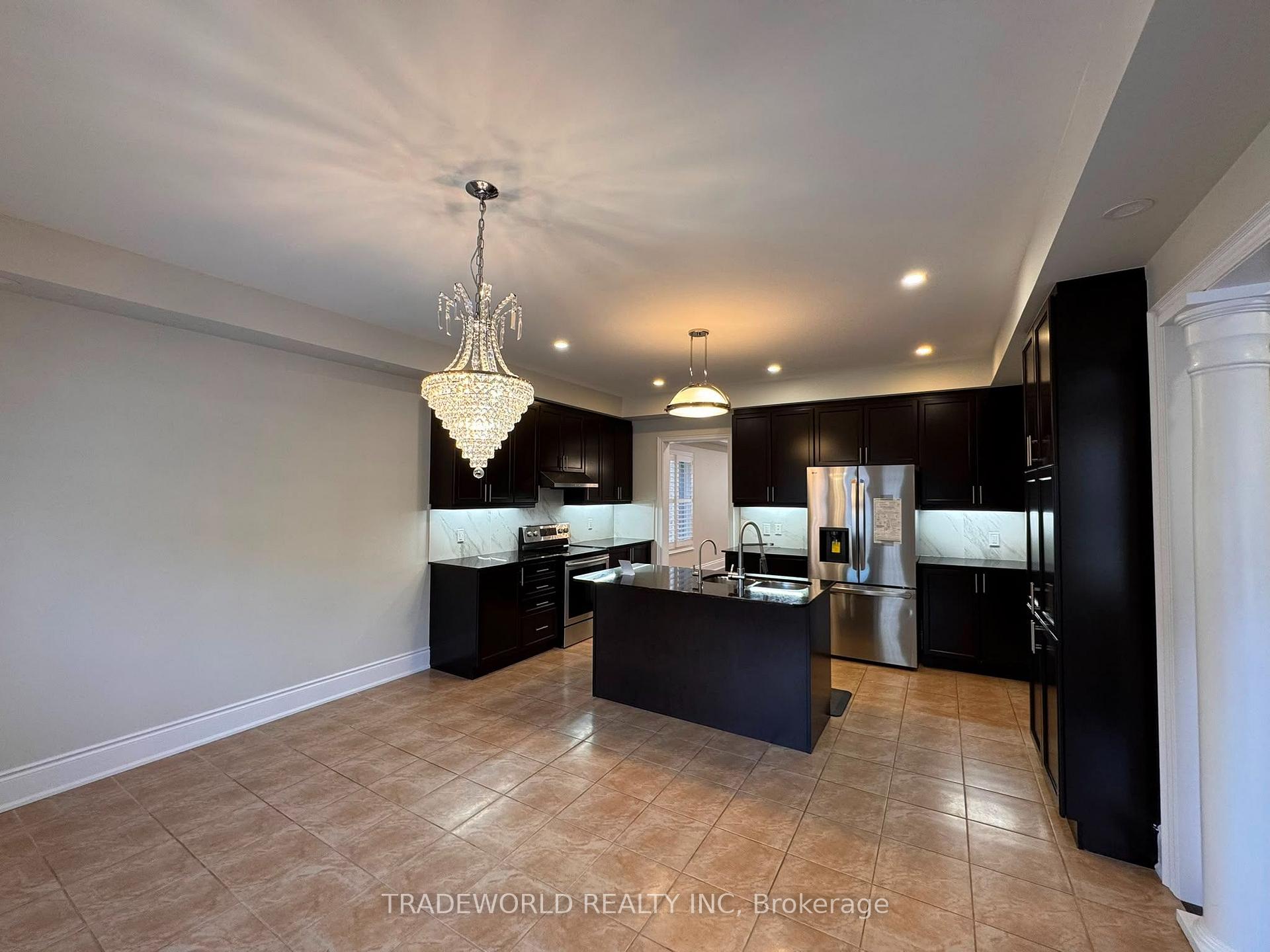 Photo 9 of 93 Meadowsweet Lane, Richmond Hill, Oak Ridges Lake Wilcox — HOMEH