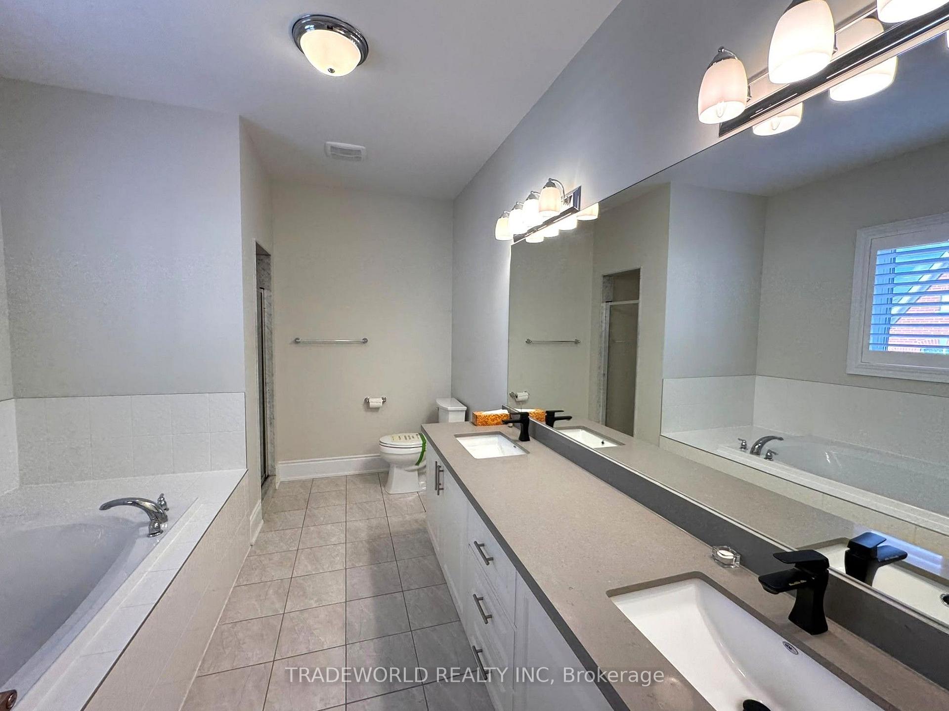 Photo 12 of 93 Meadowsweet Lane, Richmond Hill, Oak Ridges Lake Wilcox — HOMEH