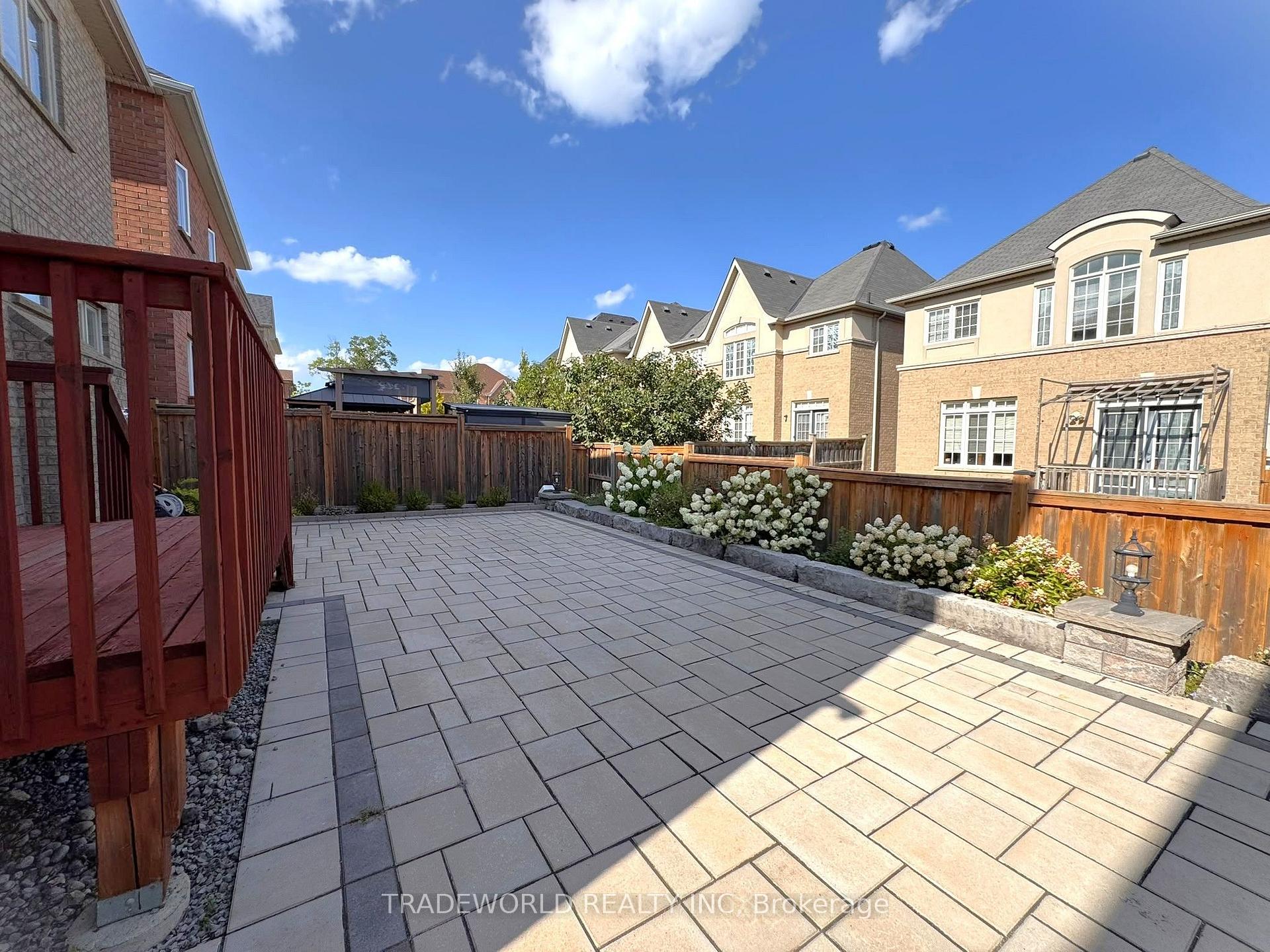 Photo 18 of 93 Meadowsweet Lane, Richmond Hill, Oak Ridges Lake Wilcox — HOMEH