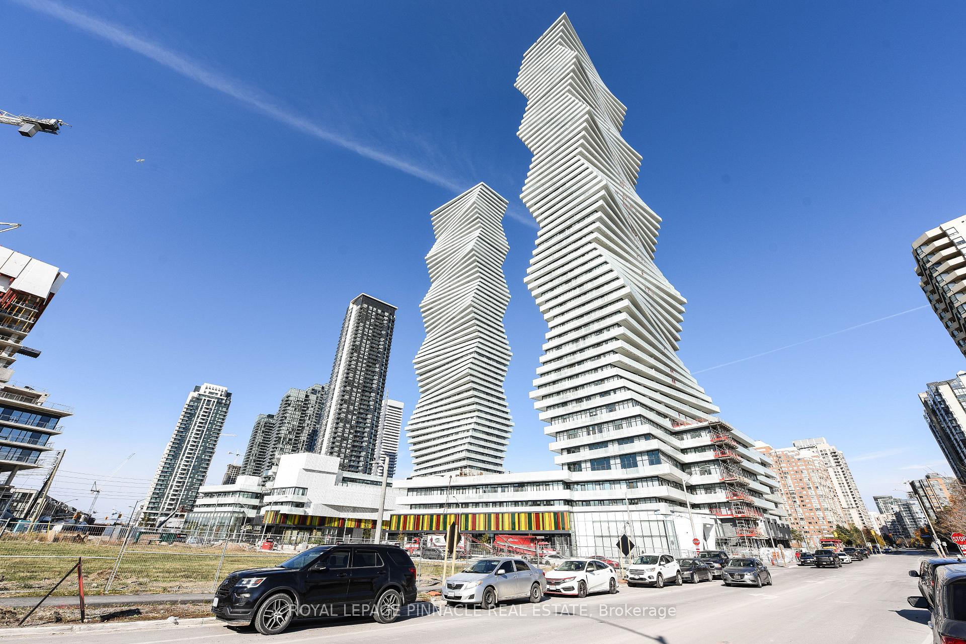 Photo 2 of Unit 2802, 3900 Confederation Parkway, Mississauga, City Centre — HOMEH