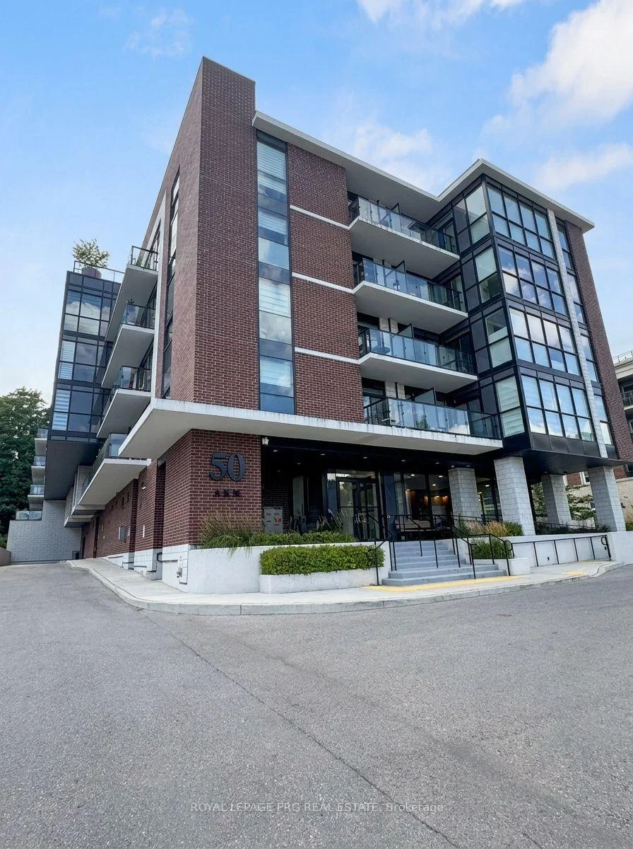 Photo 5 of Unit 401, 50 Ann Street, Caledon, Bolton West — HOMEH