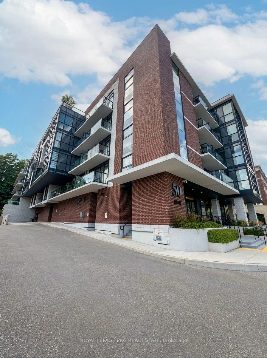 Photo 49 of Unit 401, 50 Ann Street, Caledon, Bolton West — HOMEH