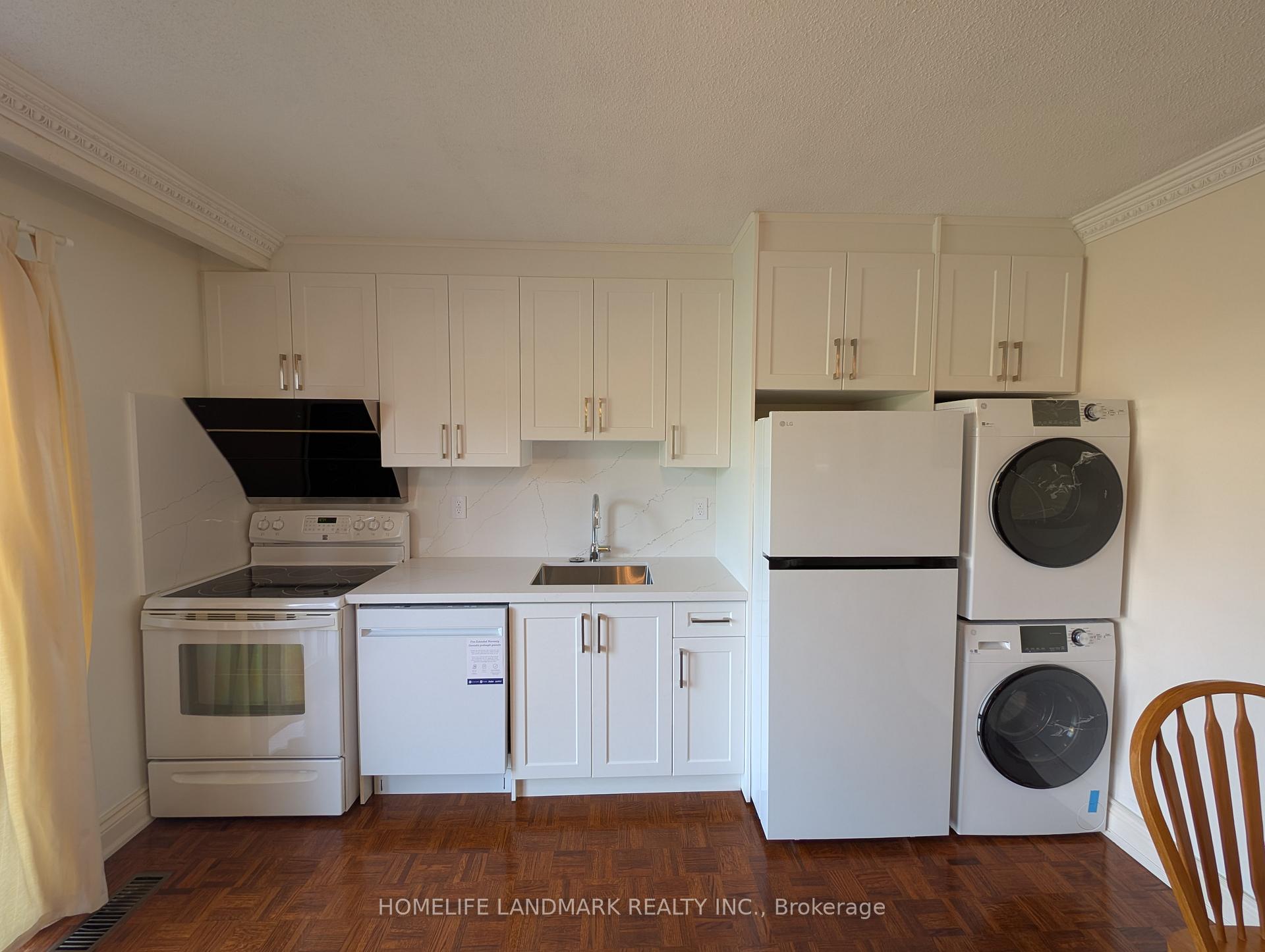 Photo 8 of Unit (ground level unit), 56 Bickerton Crescent, North York, Pleasant View — HOMEH