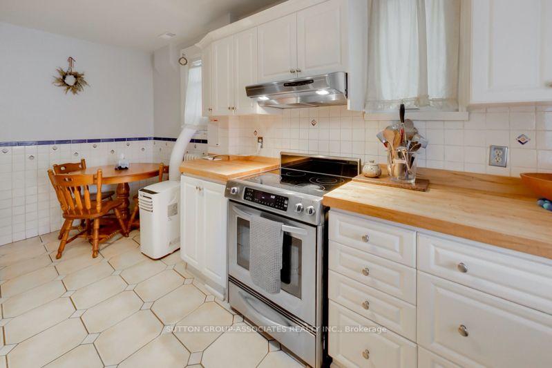 Photo 12 of 131 Lauder Avenue, Toronto, Corso Italia-Davenport — HOMEH