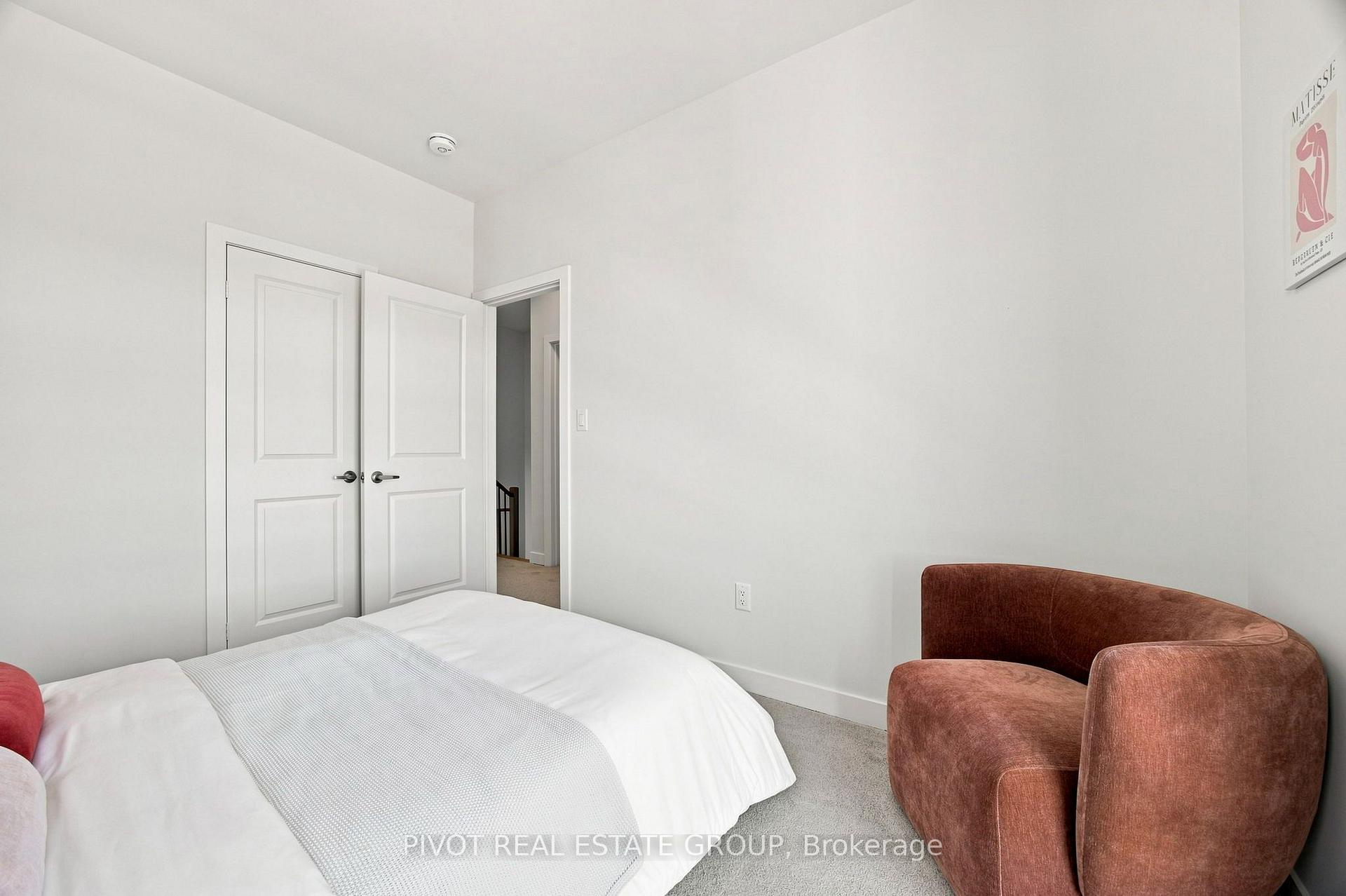 Photo 12 of 120 Danielle Moore Circle, Scarborough, Bendale — HOMEH