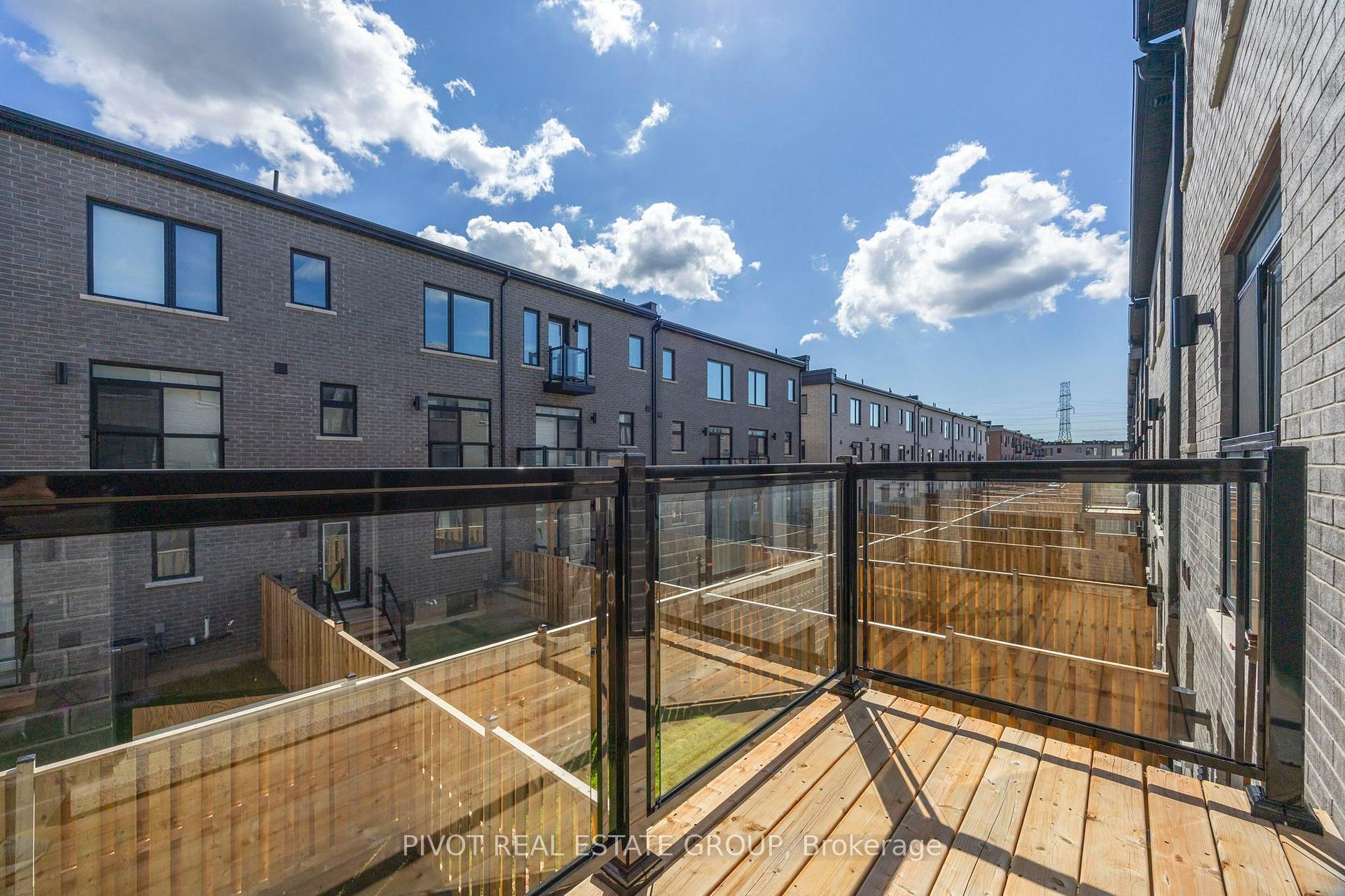 Photo 20 of 120 Danielle Moore Circle, Scarborough, Bendale — HOMEH