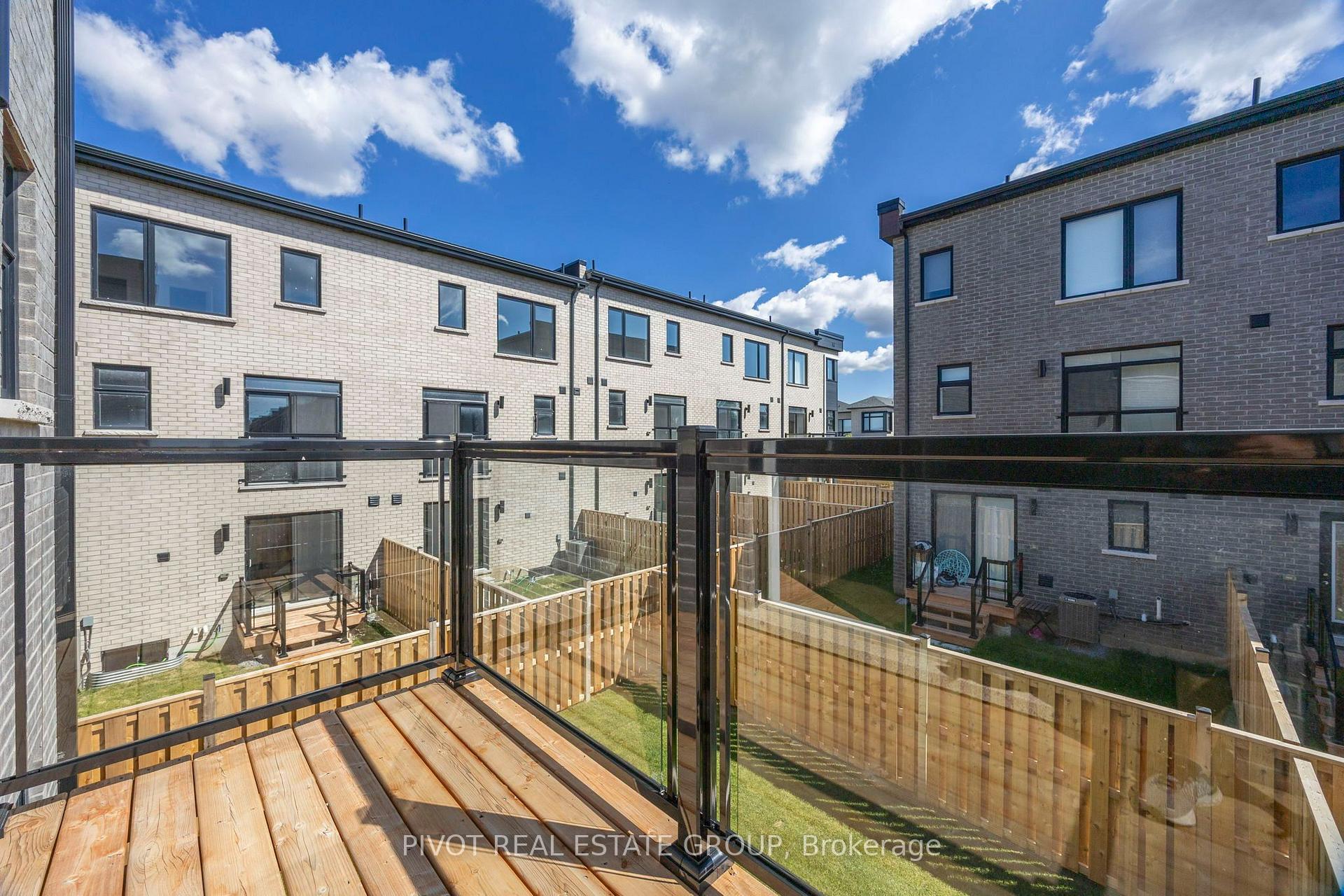 Photo 21 of 120 Danielle Moore Circle, Scarborough, Bendale — HOMEH