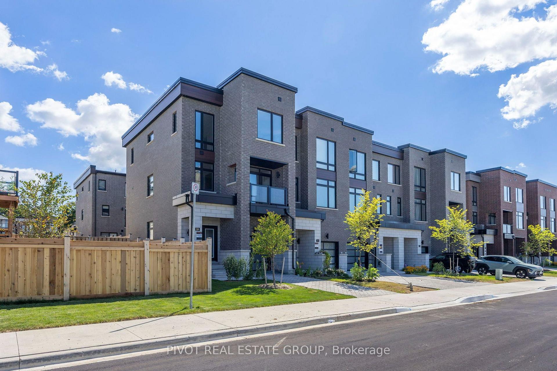 Photo 24 of 120 Danielle Moore Circle, Scarborough, Bendale — HOMEH