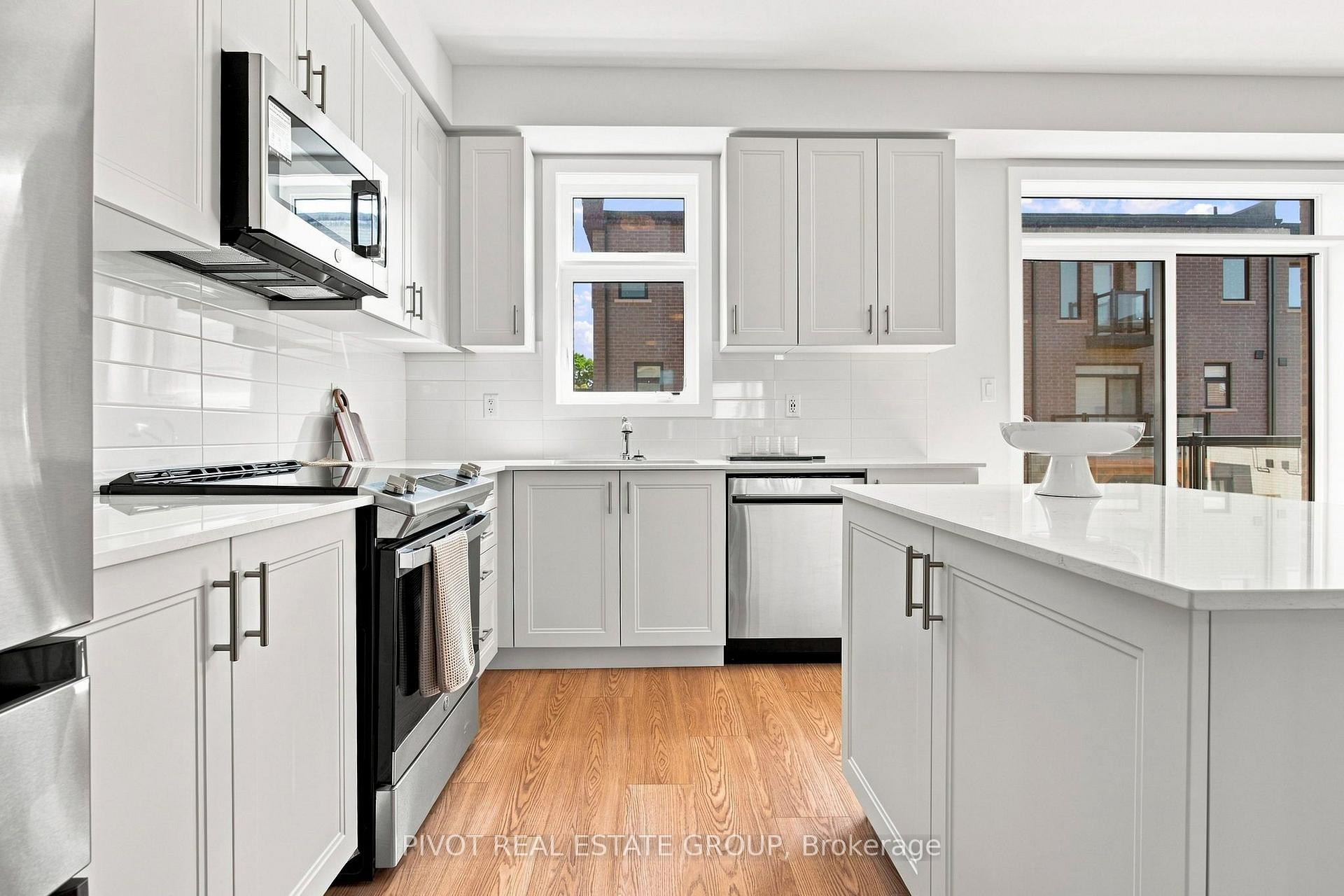 Photo 40 of 120 Danielle Moore Circle, Scarborough, Bendale — HOMEH