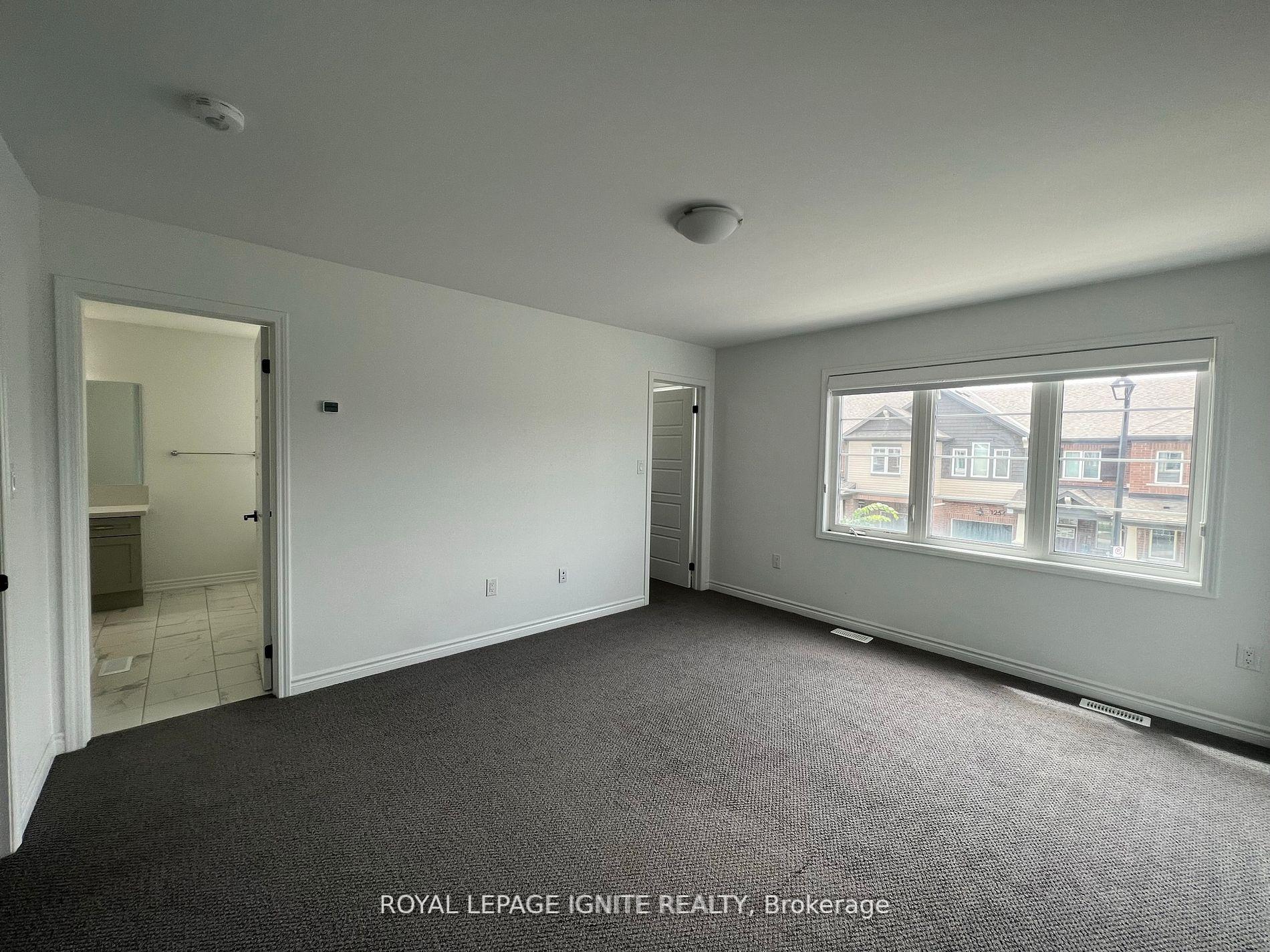 Photo 12 of 1253 Redbud Gardens, Milton, Cobban — HOMEH