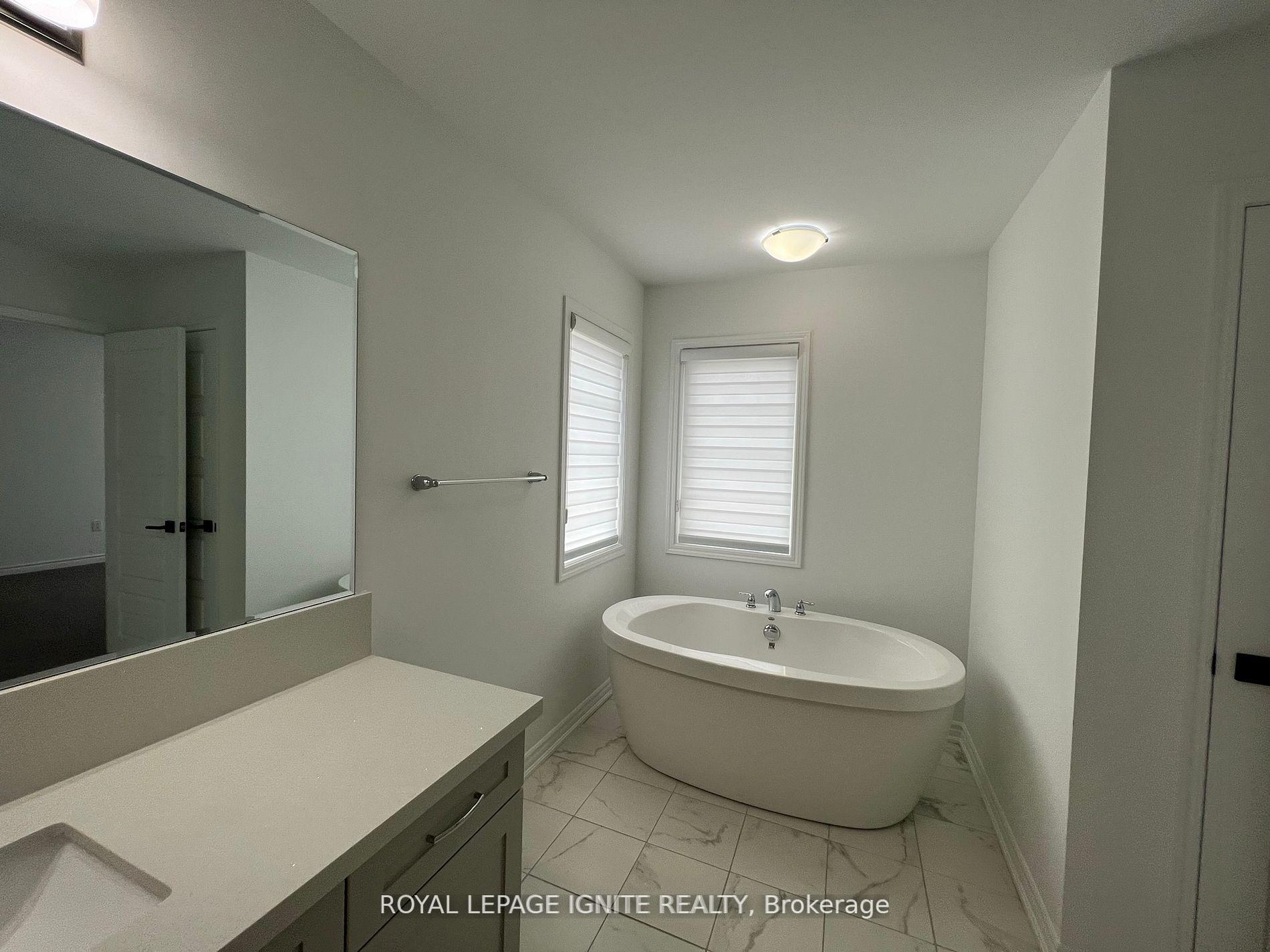 Photo 13 of 1253 Redbud Gardens, Milton, Cobban — HOMEH