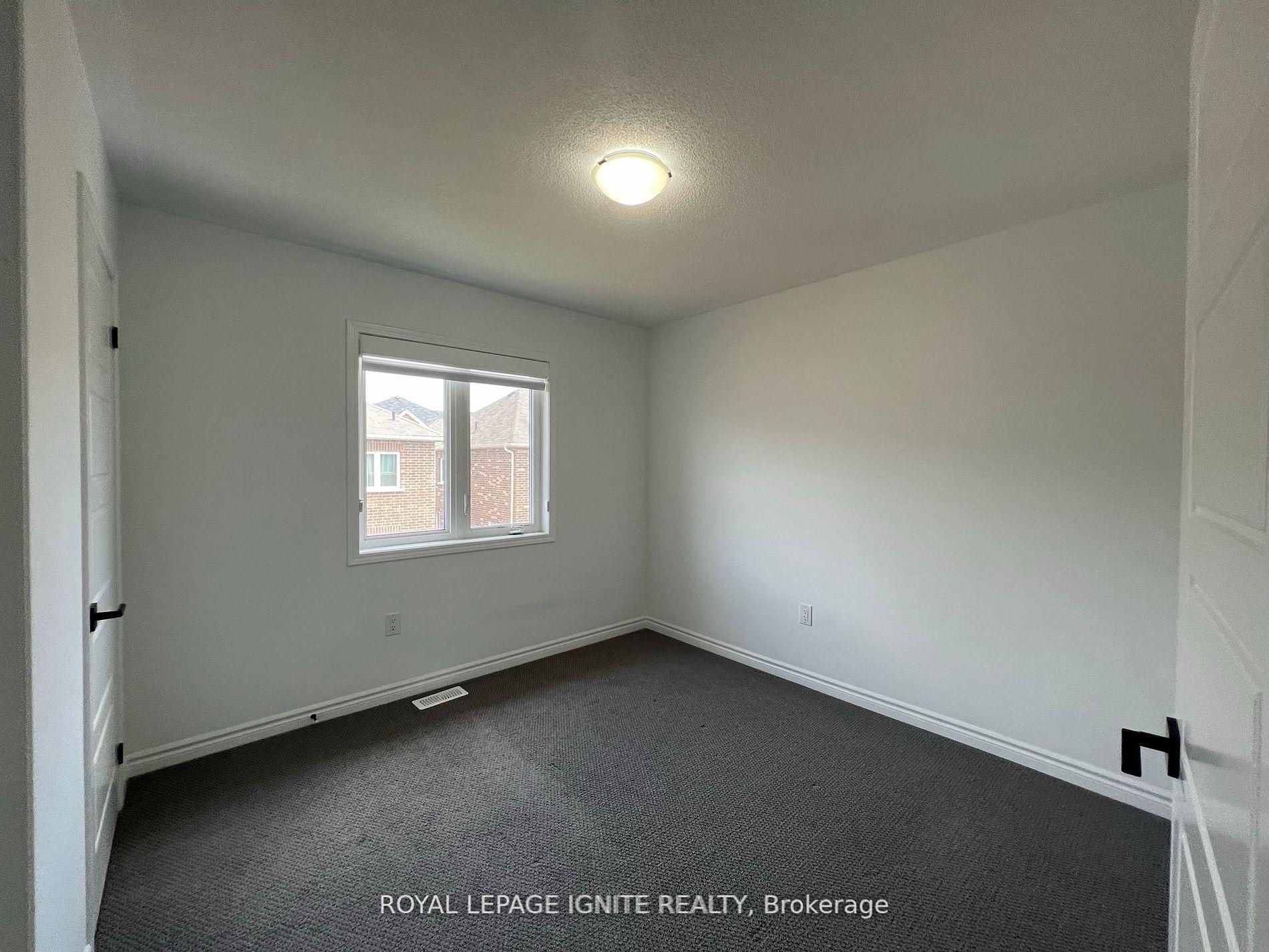 Photo 17 of 1253 Redbud Gardens, Milton, Cobban — HOMEH