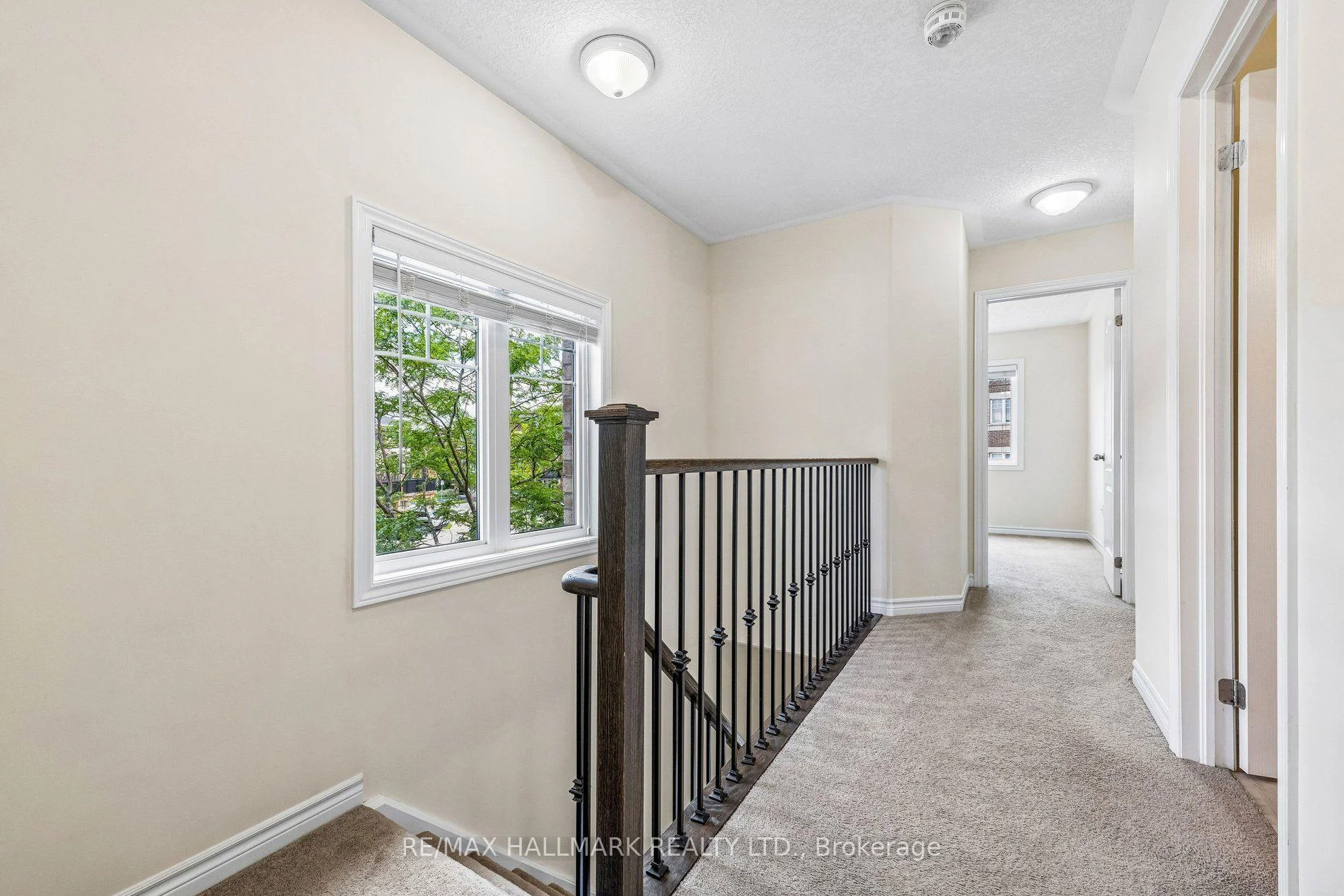 Photo 13 of 24 Markham Trail, Clarington, Bowmanville — HOMEH