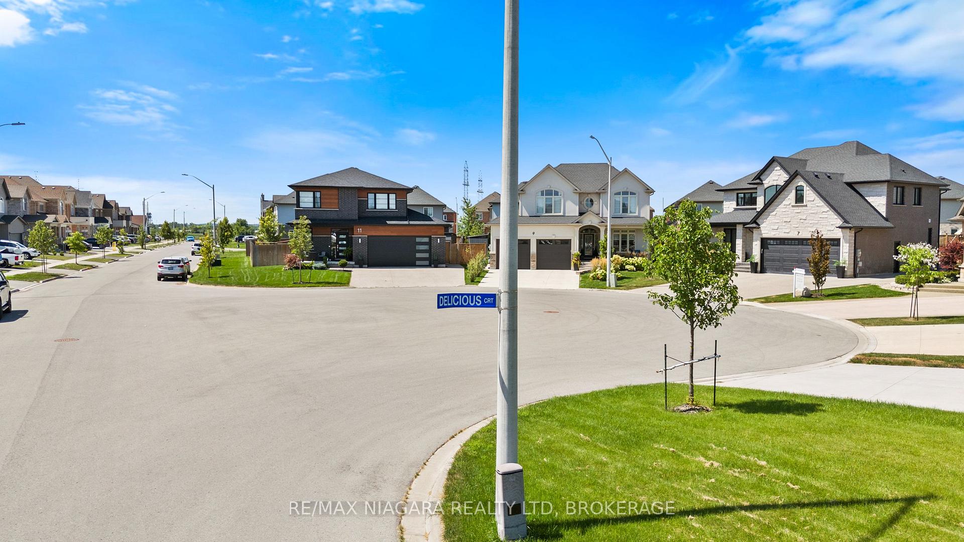 Photo 2 of 3 Delicious Court, Thorold, Rolling Meadows — HOMEH