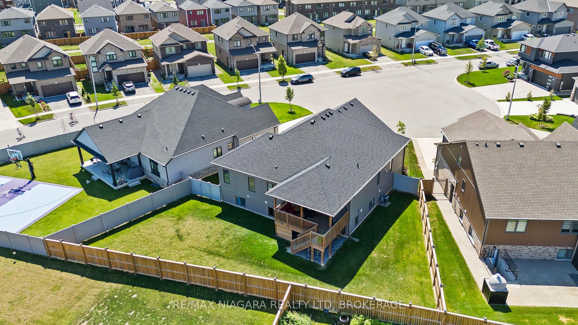 Photo 3 of 3 Delicious Court, Thorold, Rolling Meadows — HOMEH