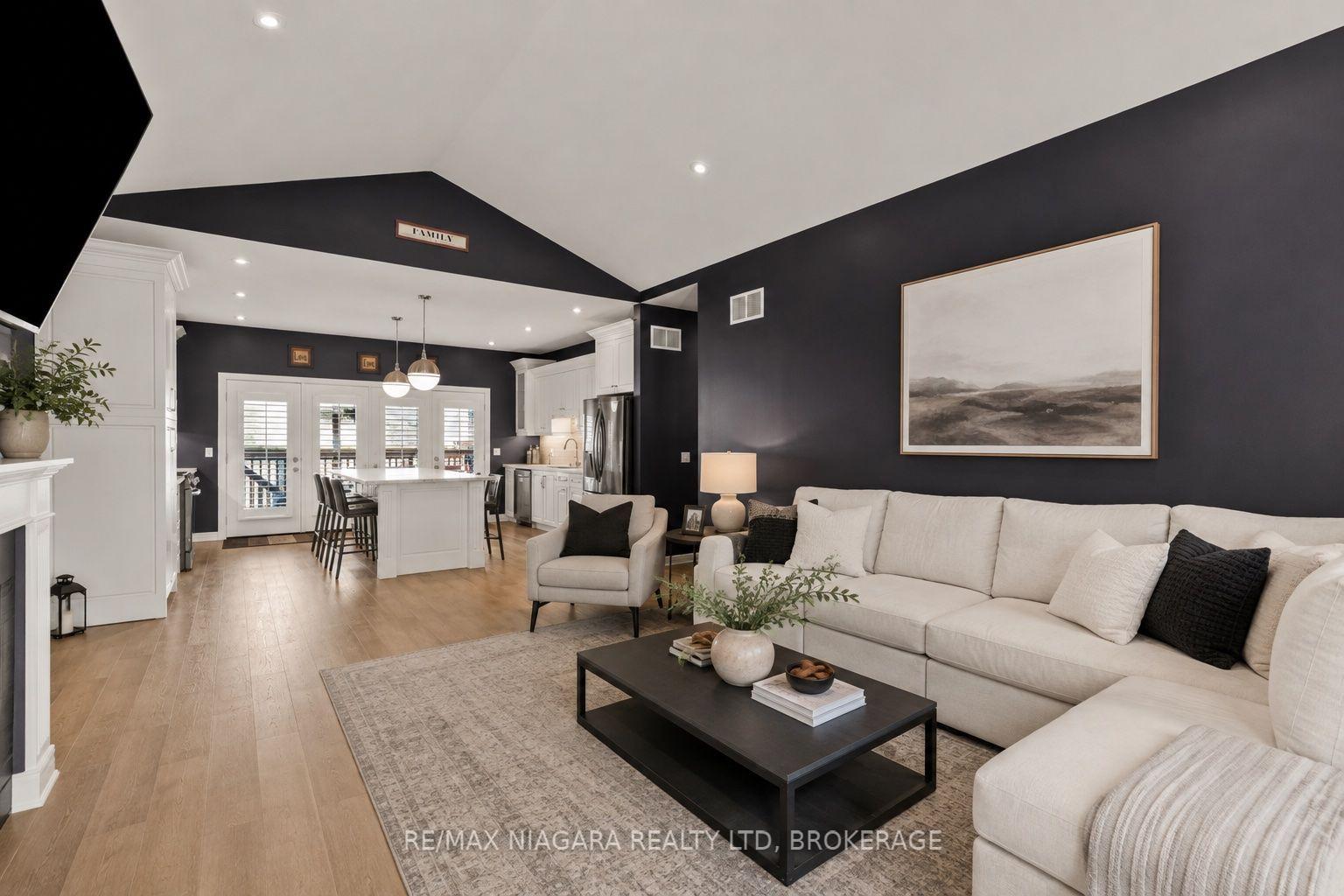 Photo 8 of 3 Delicious Court, Thorold, Rolling Meadows — HOMEH