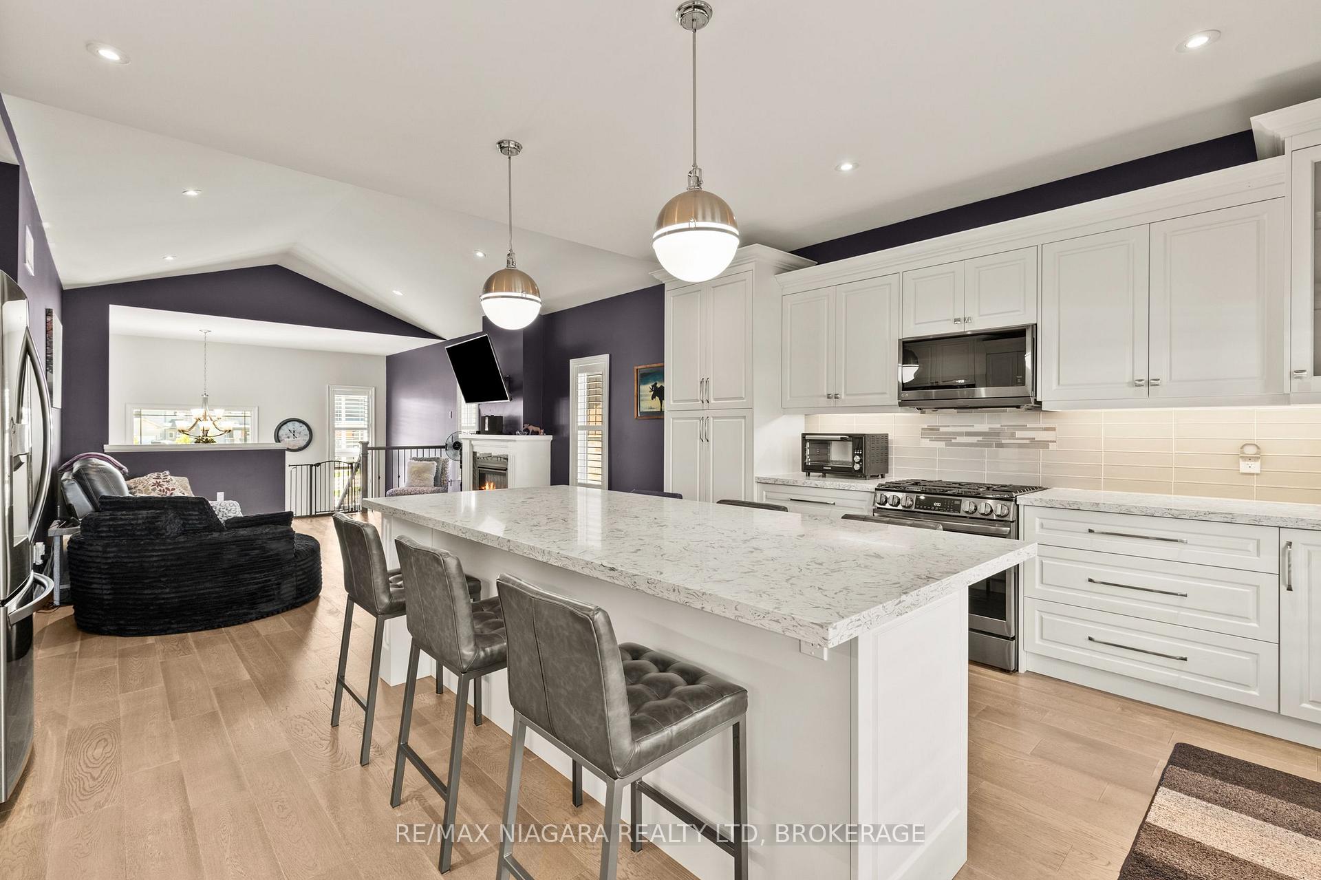 Photo 13 of 3 Delicious Court, Thorold, Rolling Meadows — HOMEH