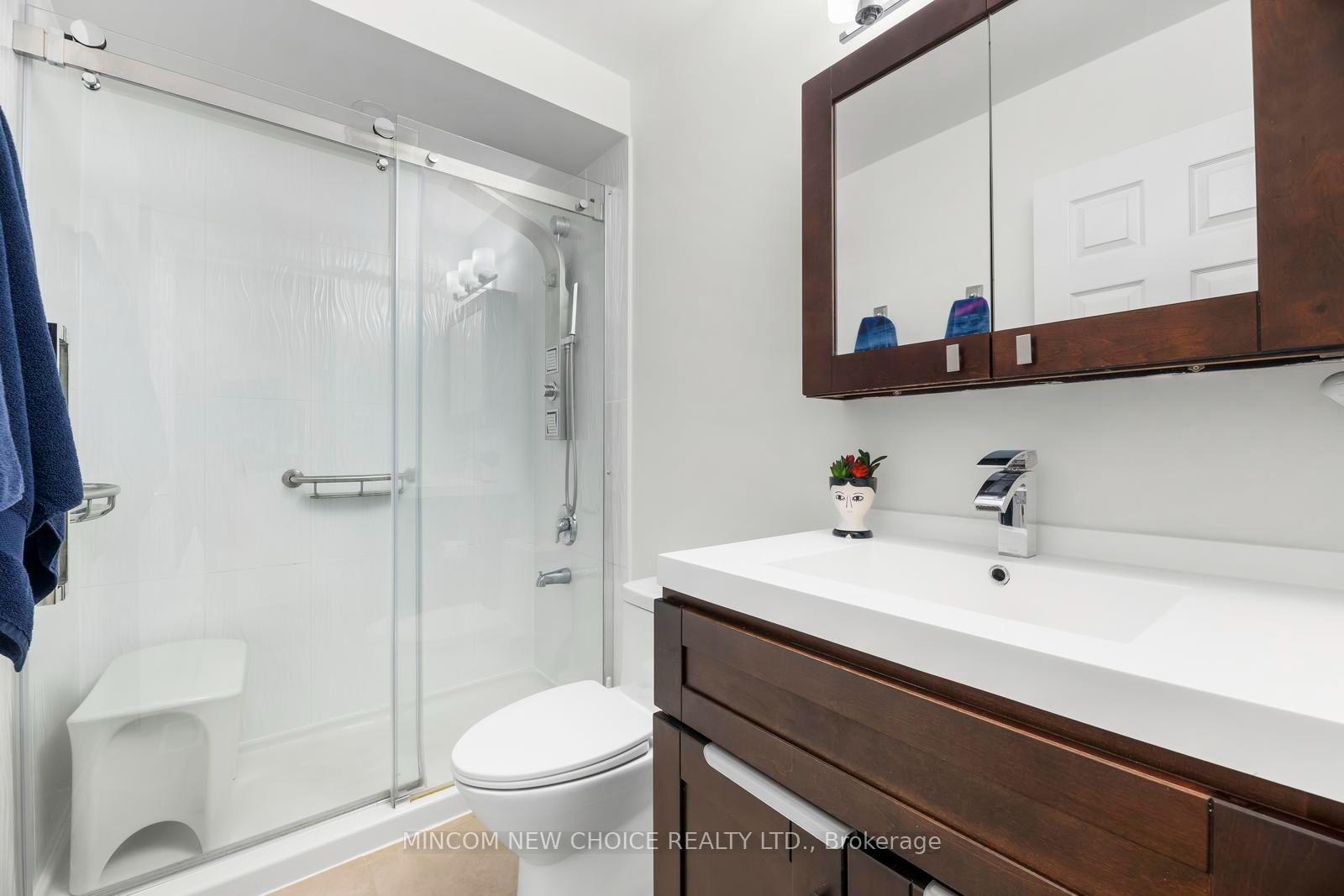 Photo 16 of Unit 11, 22 Oakins Lane, Ajax, Northwest Ajax — HOMEH