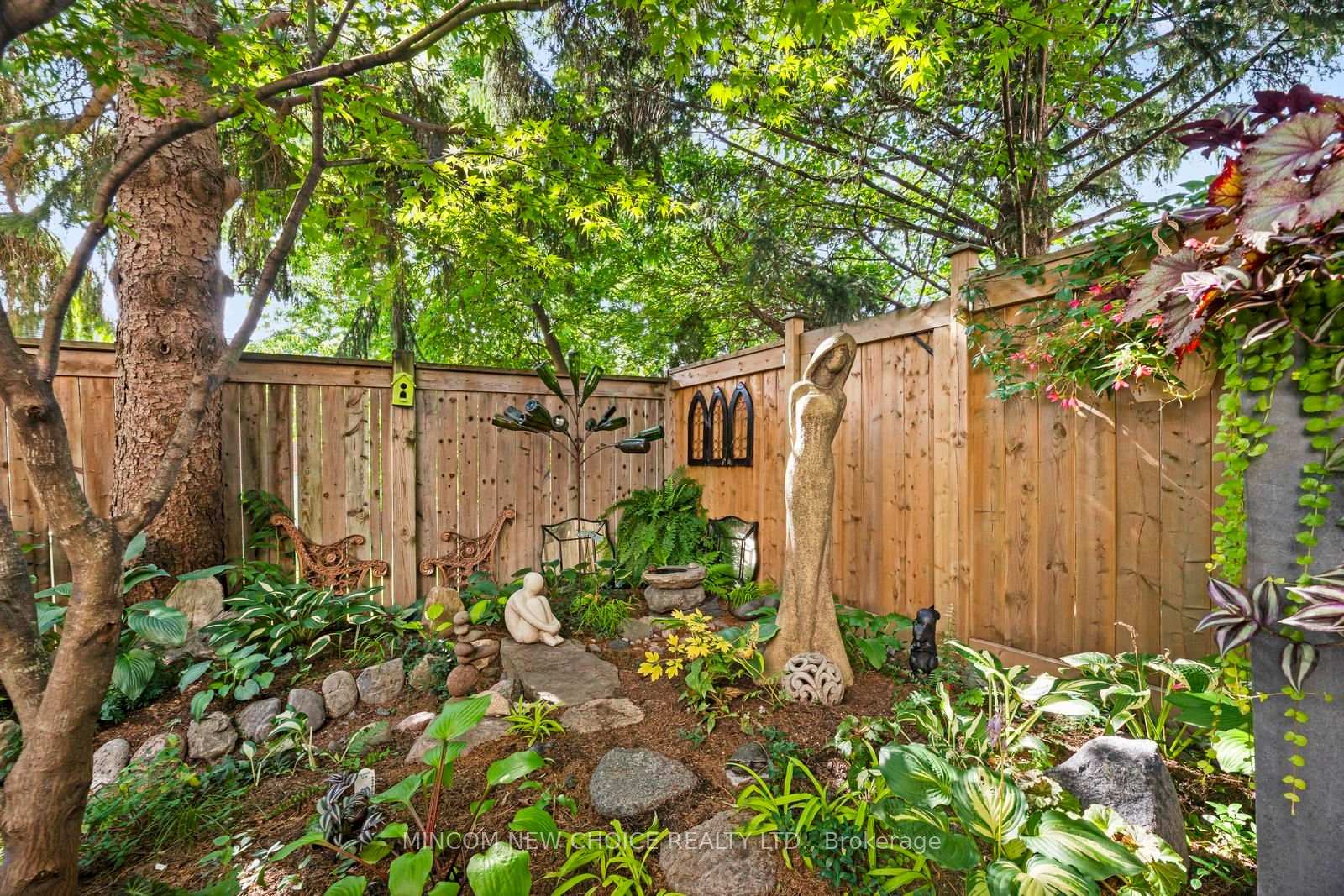 Photo 25 of Unit 11, 22 Oakins Lane, Ajax, Northwest Ajax — HOMEH
