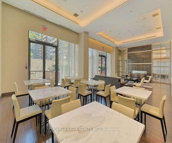 Photo 7 of Unit 416, 70 Roehampton Avenue, Toronto, Mount Pleasant West — HOMEH