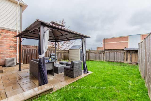 Photo 10 of 50 Browview Drive, Hamilton, Waterdown — HOMEH