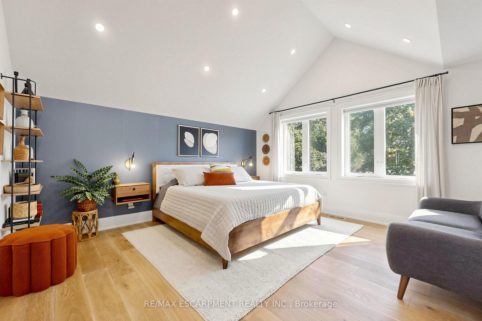 Photo 19 of 386 Cosburn Crescent, Burlington, Shoreacres — HOMEH