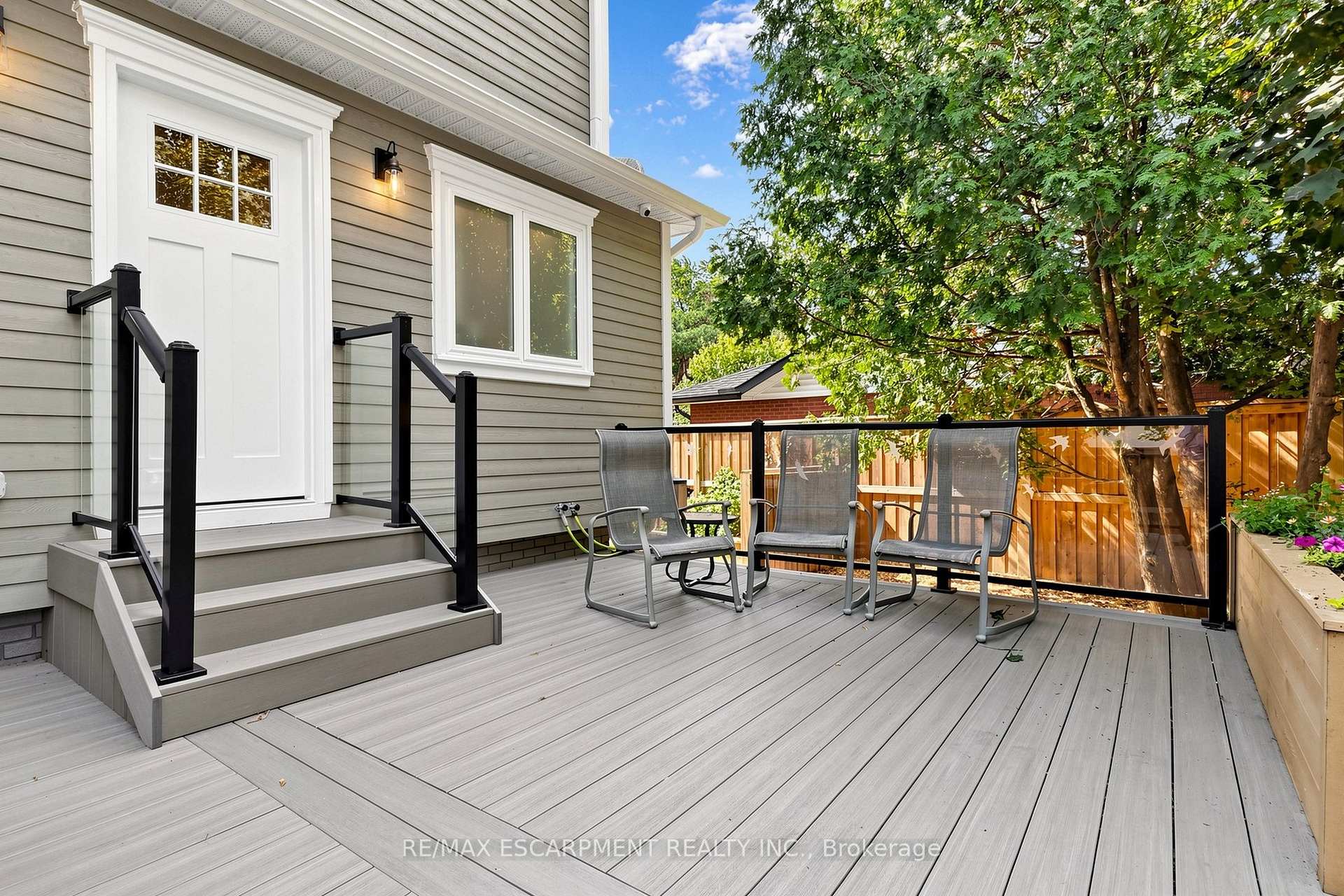 Photo 36 of 386 Cosburn Crescent, Burlington, Shoreacres — HOMEH