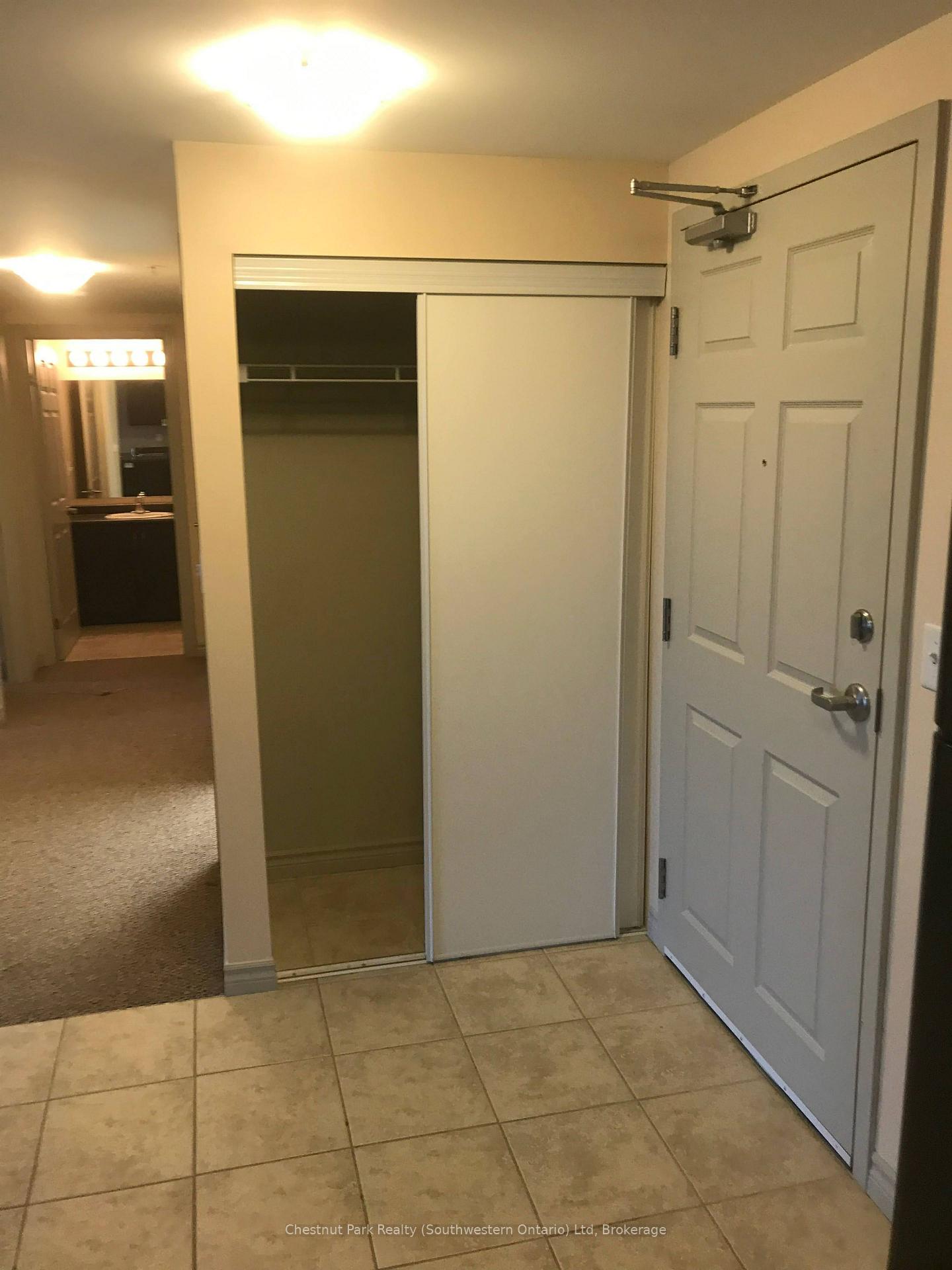 Photo 6 of Unit 413, 67 Kingsbury Square, Guelph, Pineridge/Westminster Woods — HOMEH