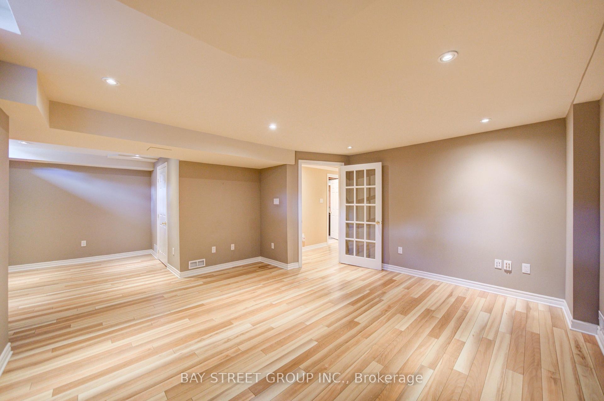 Photo 33 of 5922 Dalebrook Crescent, Mississauga, Central Erin Mills — HOMEH