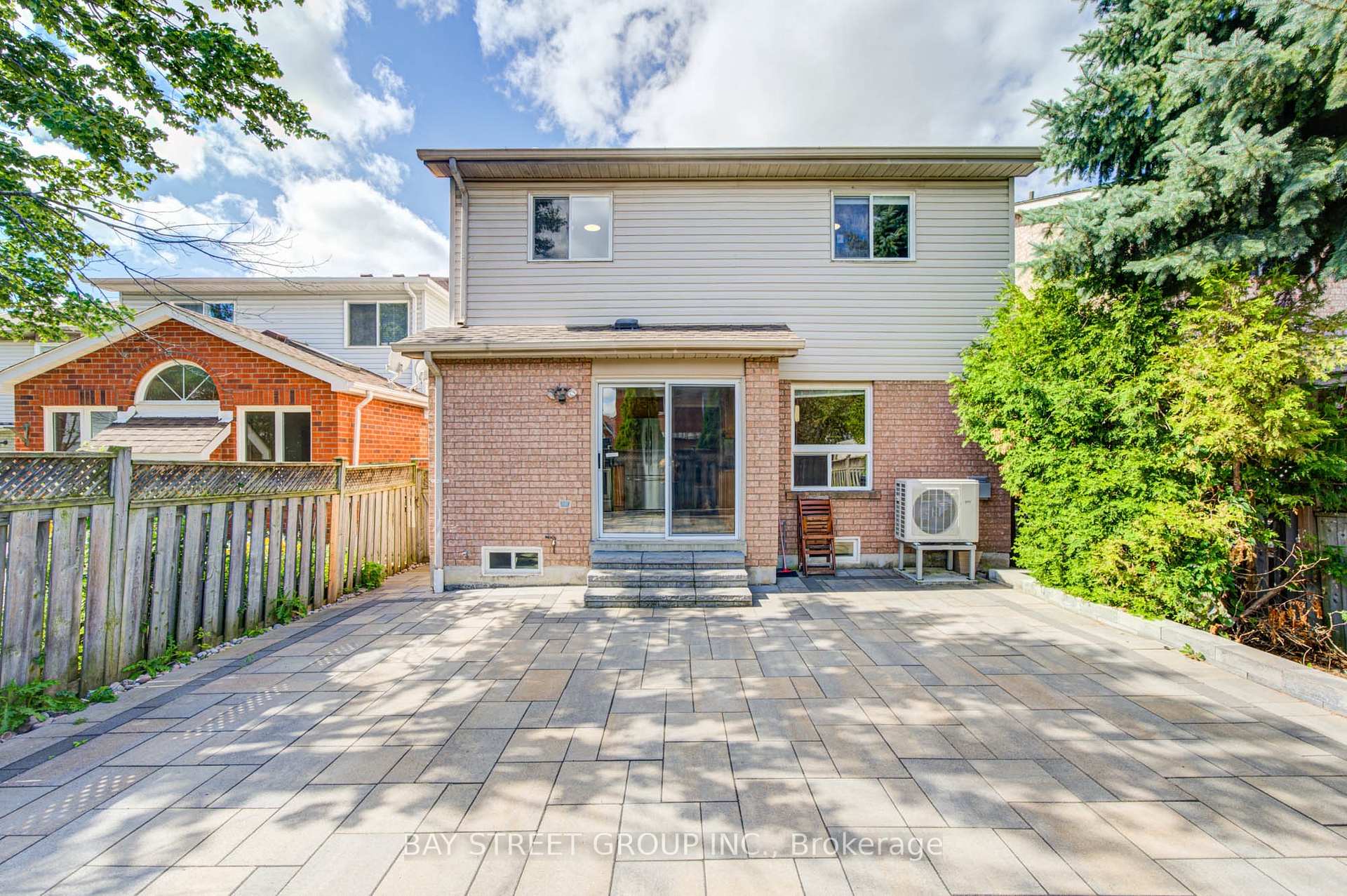 Photo 39 of 5922 Dalebrook Crescent, Mississauga, Central Erin Mills — HOMEH