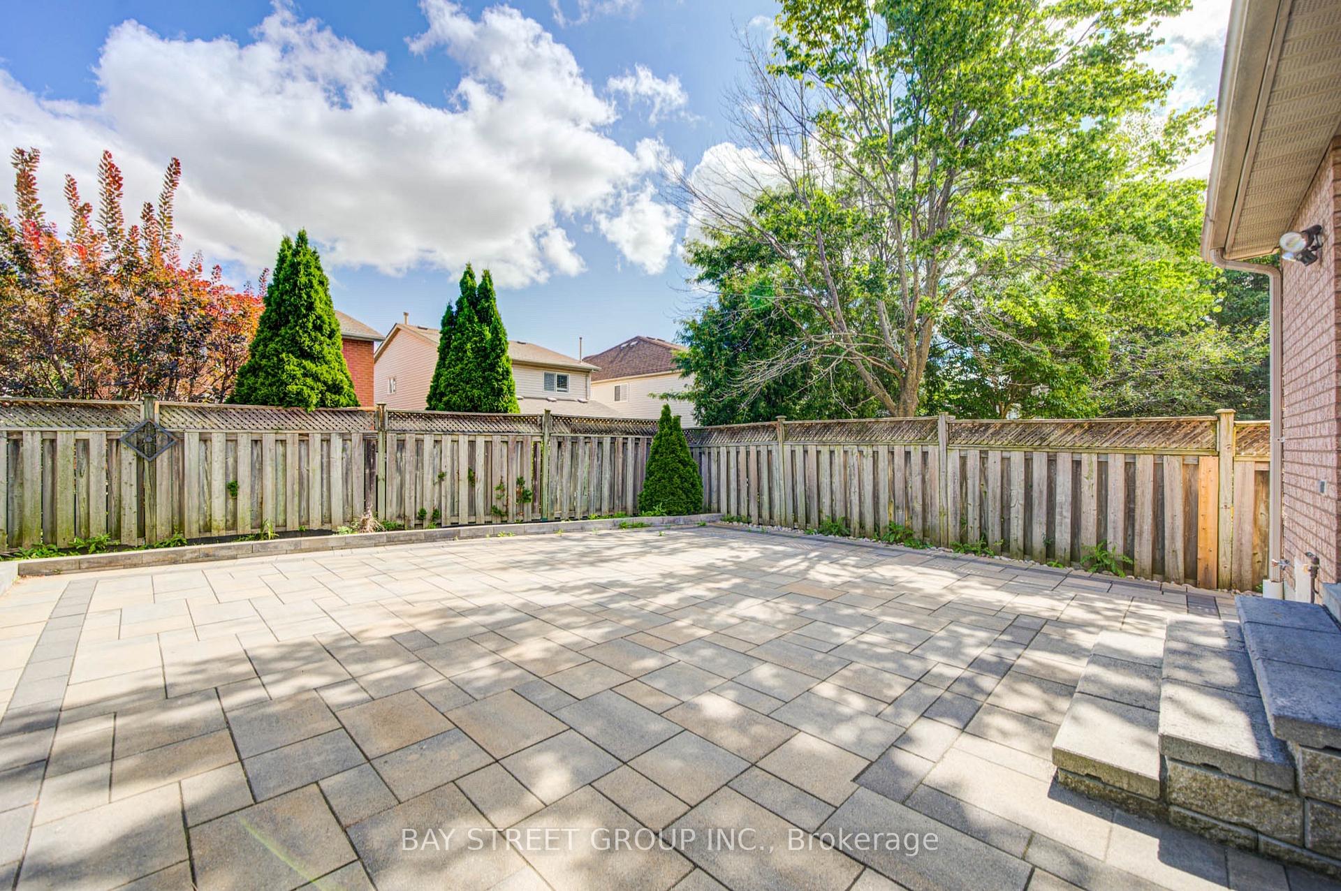Photo 41 of 5922 Dalebrook Crescent, Mississauga, Central Erin Mills — HOMEH