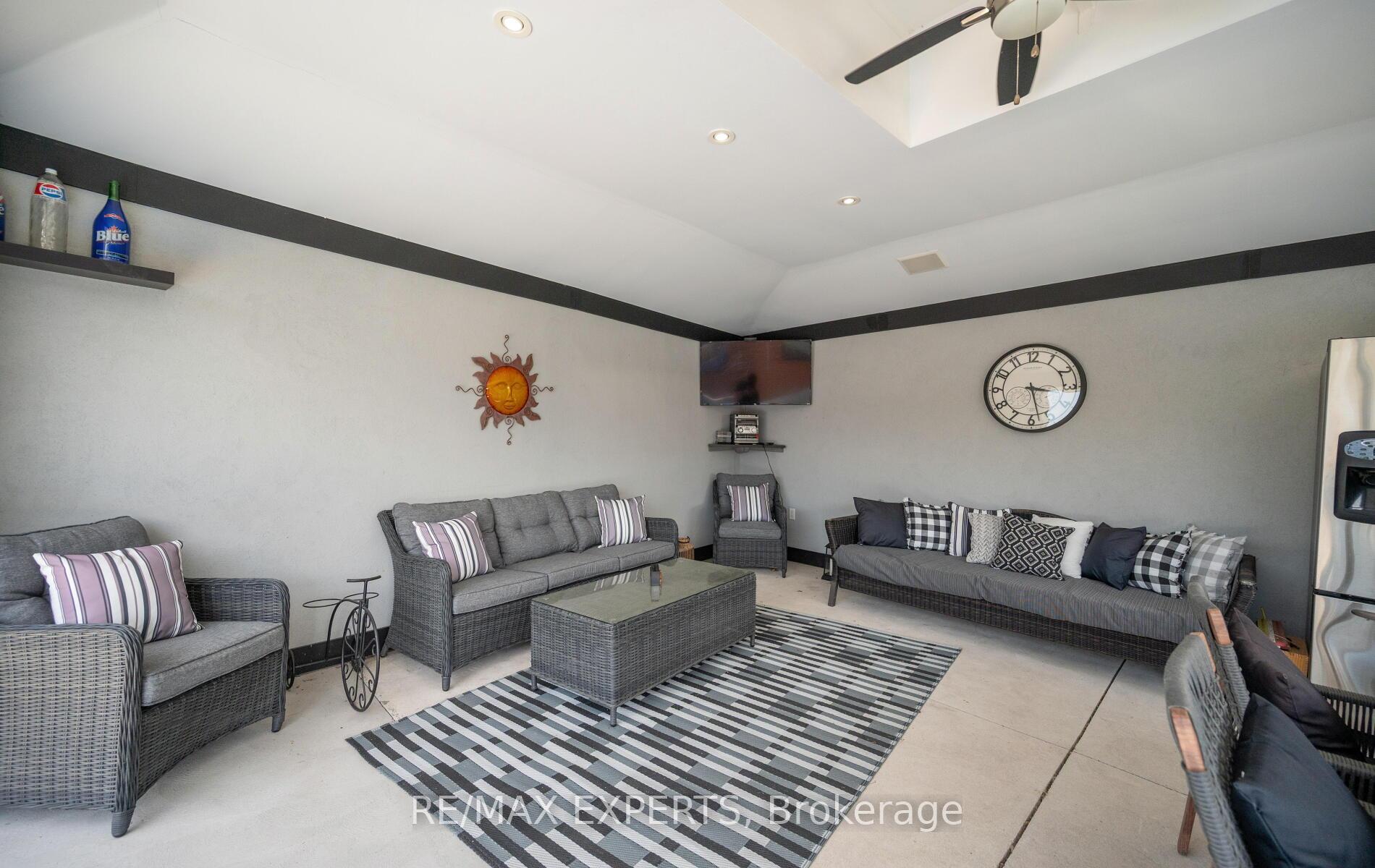 Photo 39 of 7 Goodwood Road, Brampton, Northgate — HOMEH