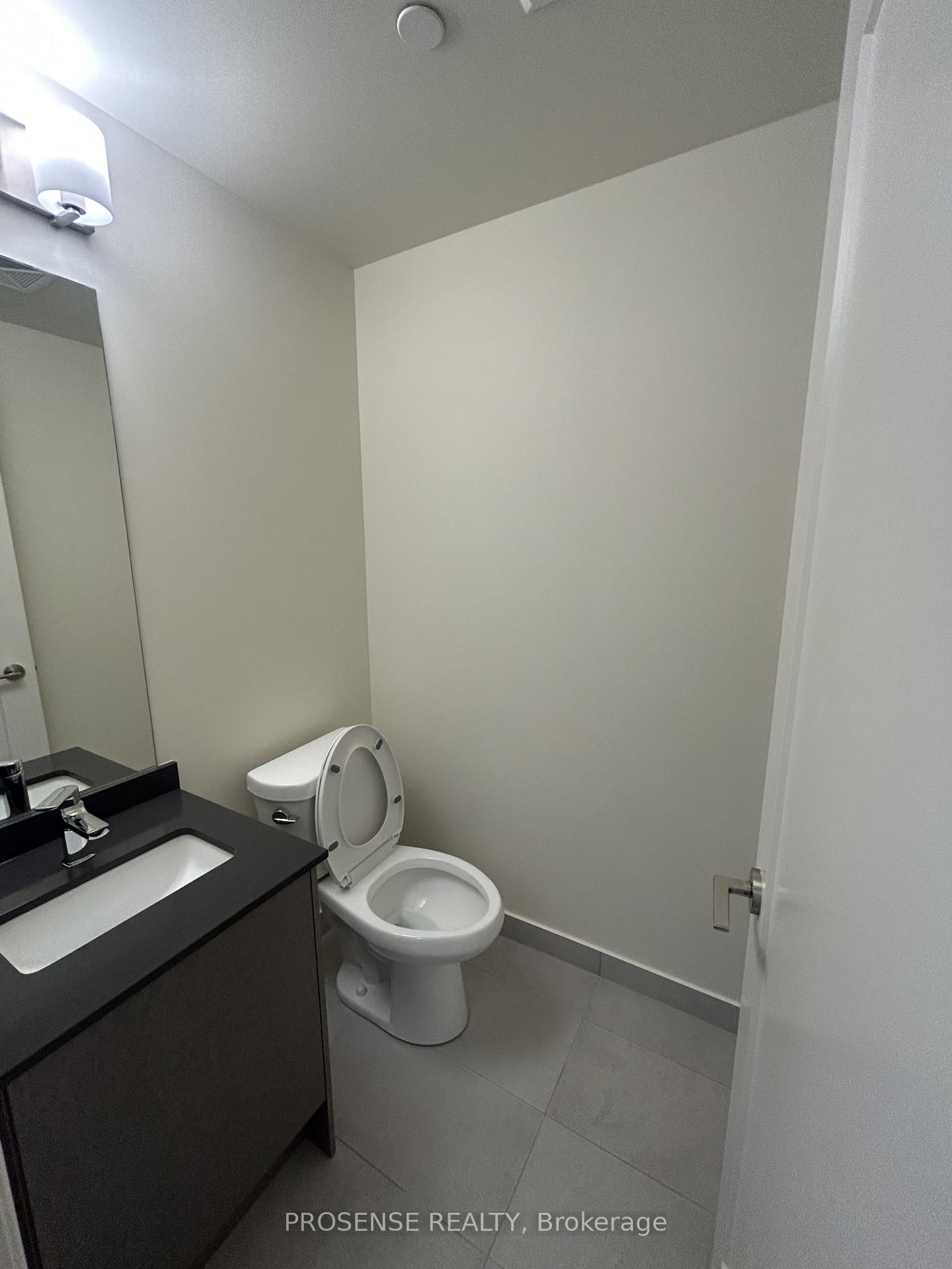 Photo 16 of Unit 2003, 8960 Jane Street, Vaughan, Concord — HOMEH
