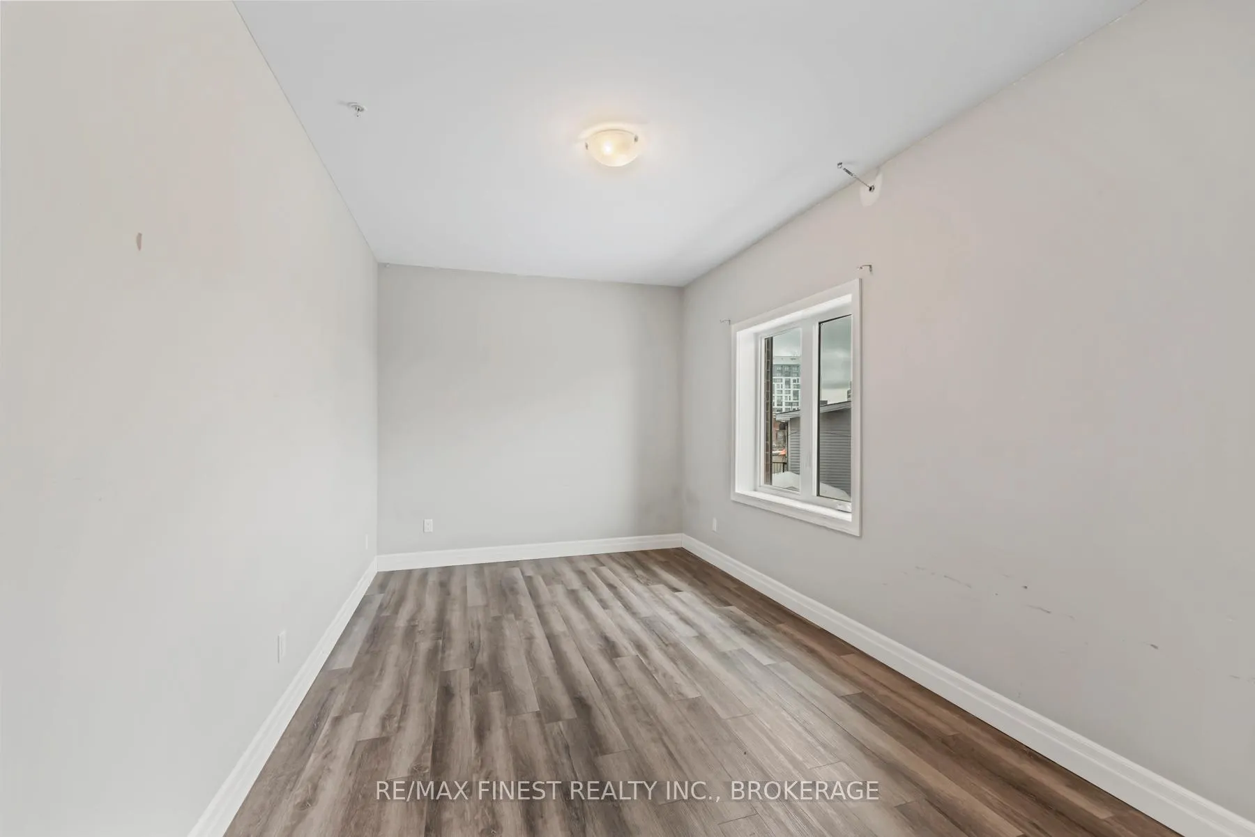 Photo 26 of Unit 202, 501 Frontenac Street, Kingston, East of Sir John A. Blvd — HOMEH
