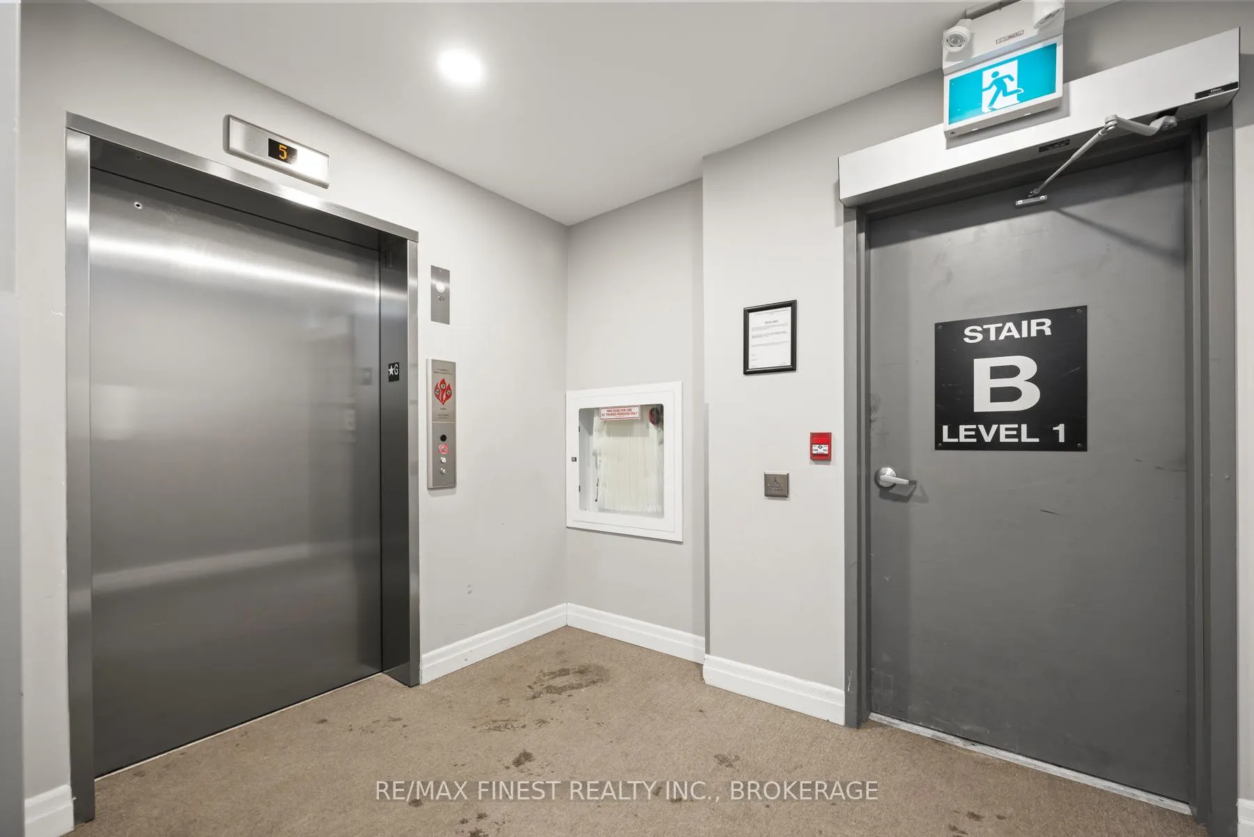 Photo 33 of Unit 202, 501 Frontenac Street, Kingston, East of Sir John A. Blvd — HOMEH