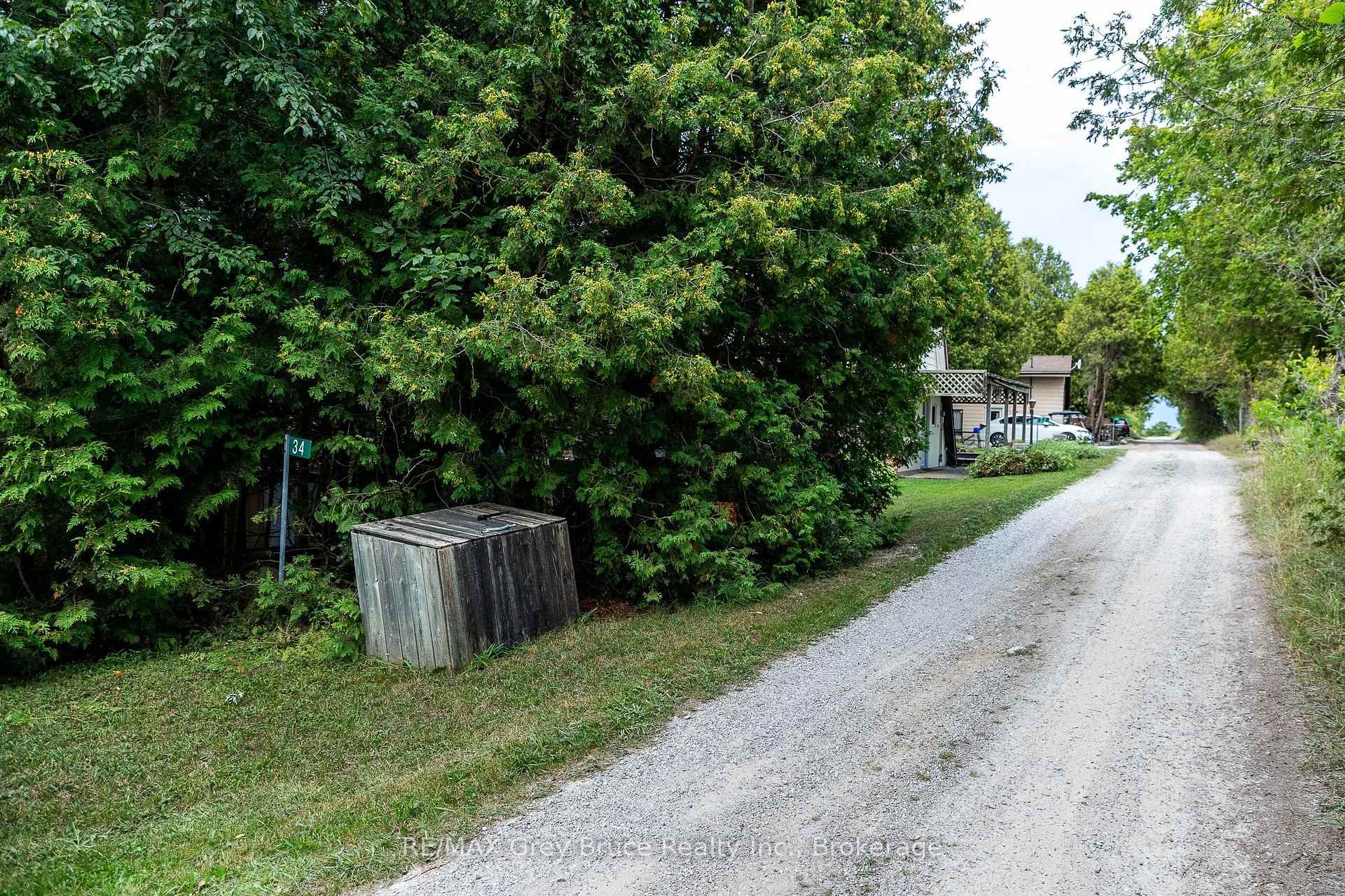 Photo 13 of 34 Hilltop Drive, South Bruce Peninsula — HOMEH