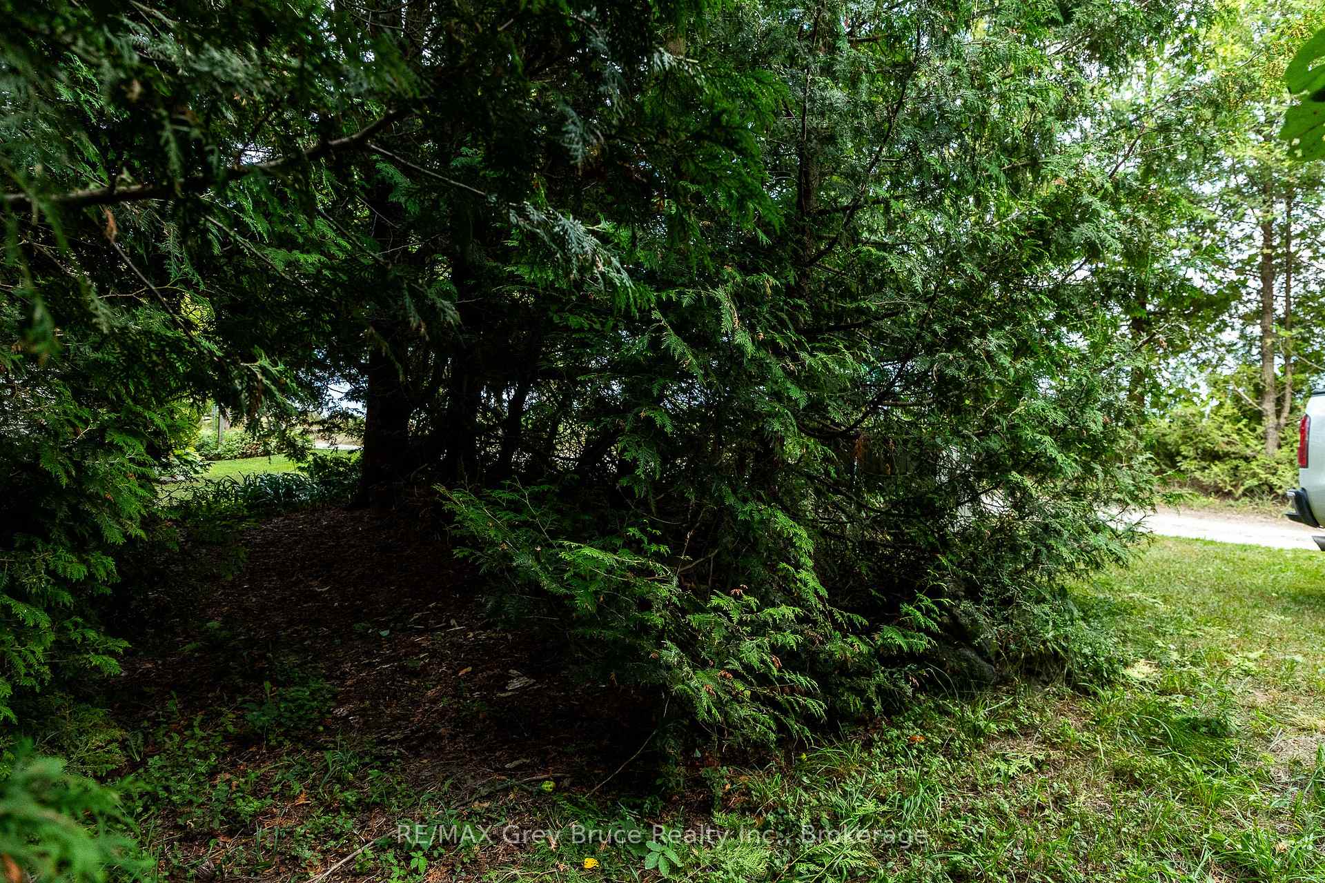 Photo 18 of 34 Hilltop Drive, South Bruce Peninsula — HOMEH