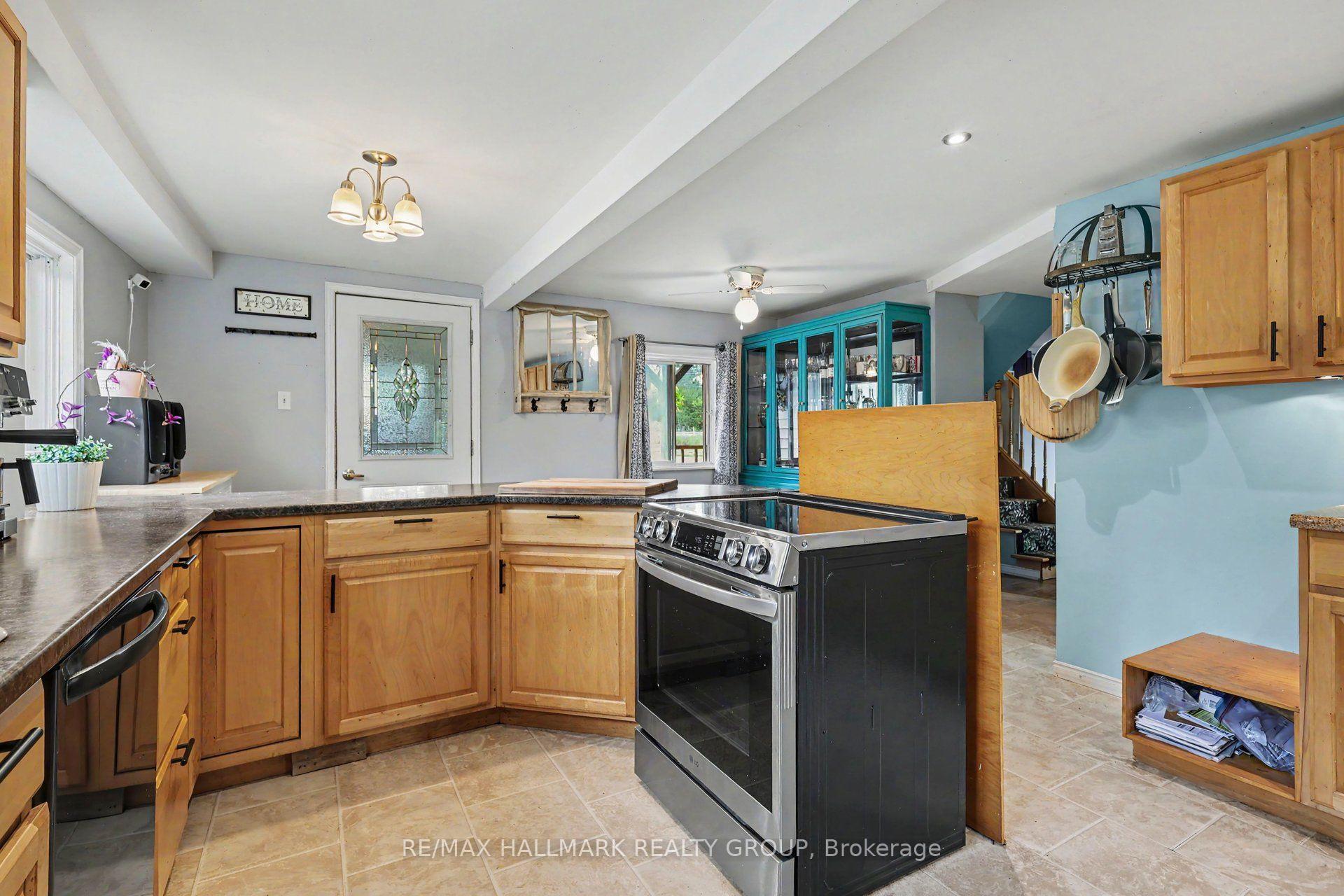Photo 14 of 8784 15 Highway, Beckwith, Beckwith Twp — HOMEH