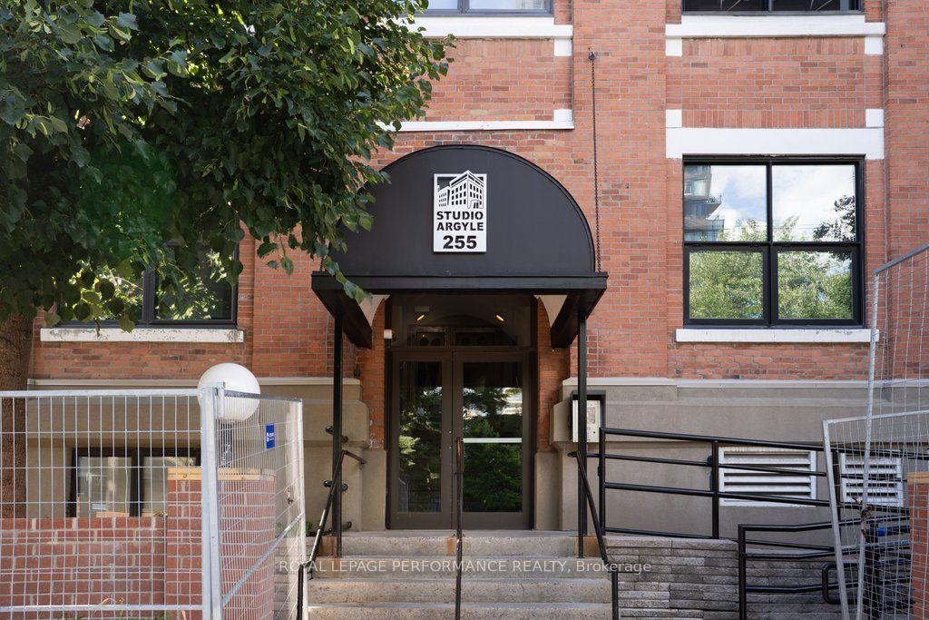 Photo 2 of Unit PH4 & PH6, 255 Argyle Avenue, Ottawa, Ottawa Centre — HOMEH