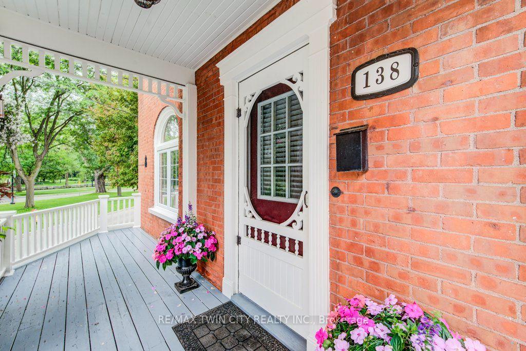 Photo 7 of 138 Water Street S, Kitchener, Victoria Park — HOMEH